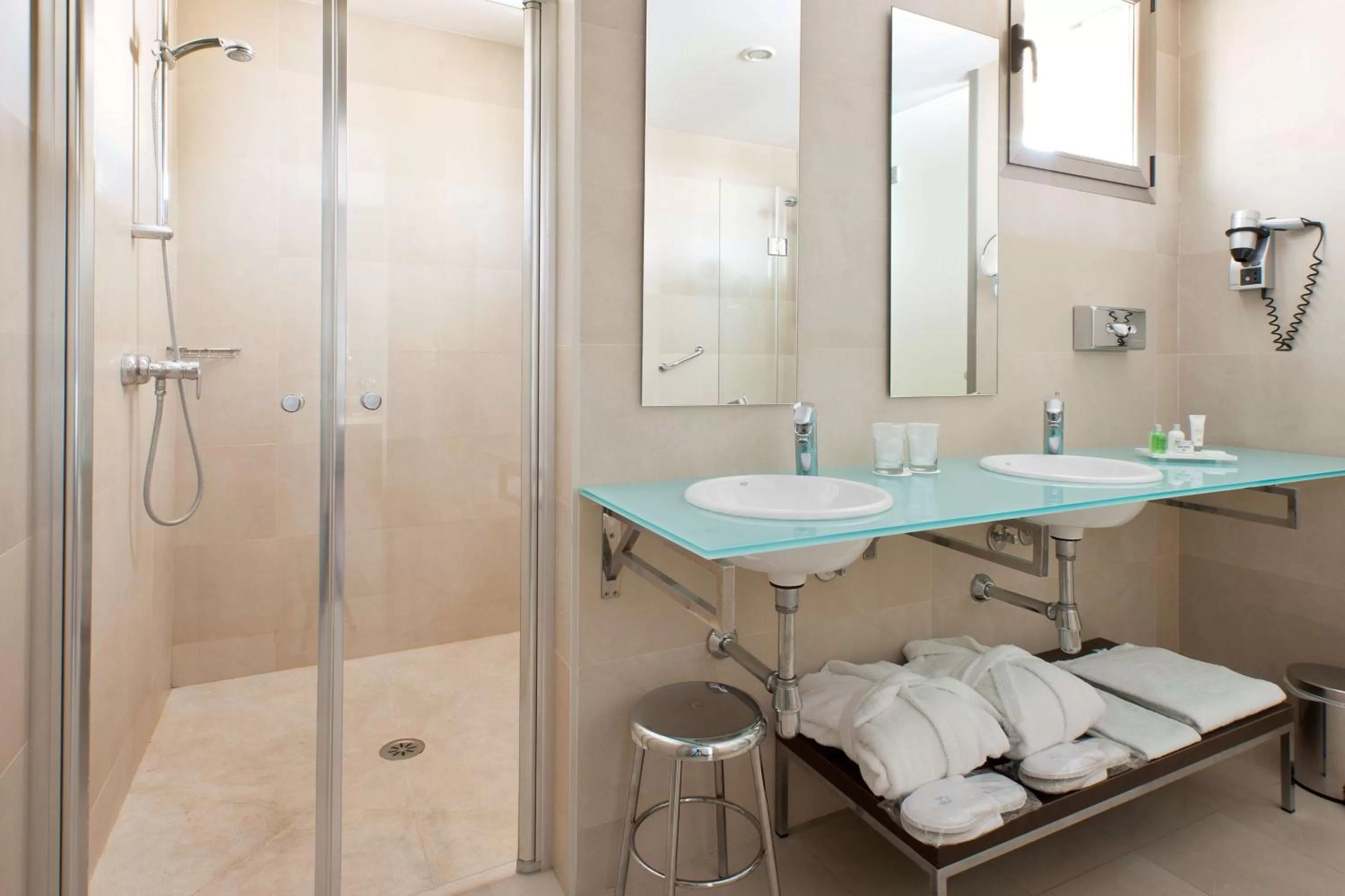 Junior Suite New Style with View in NH Alicante