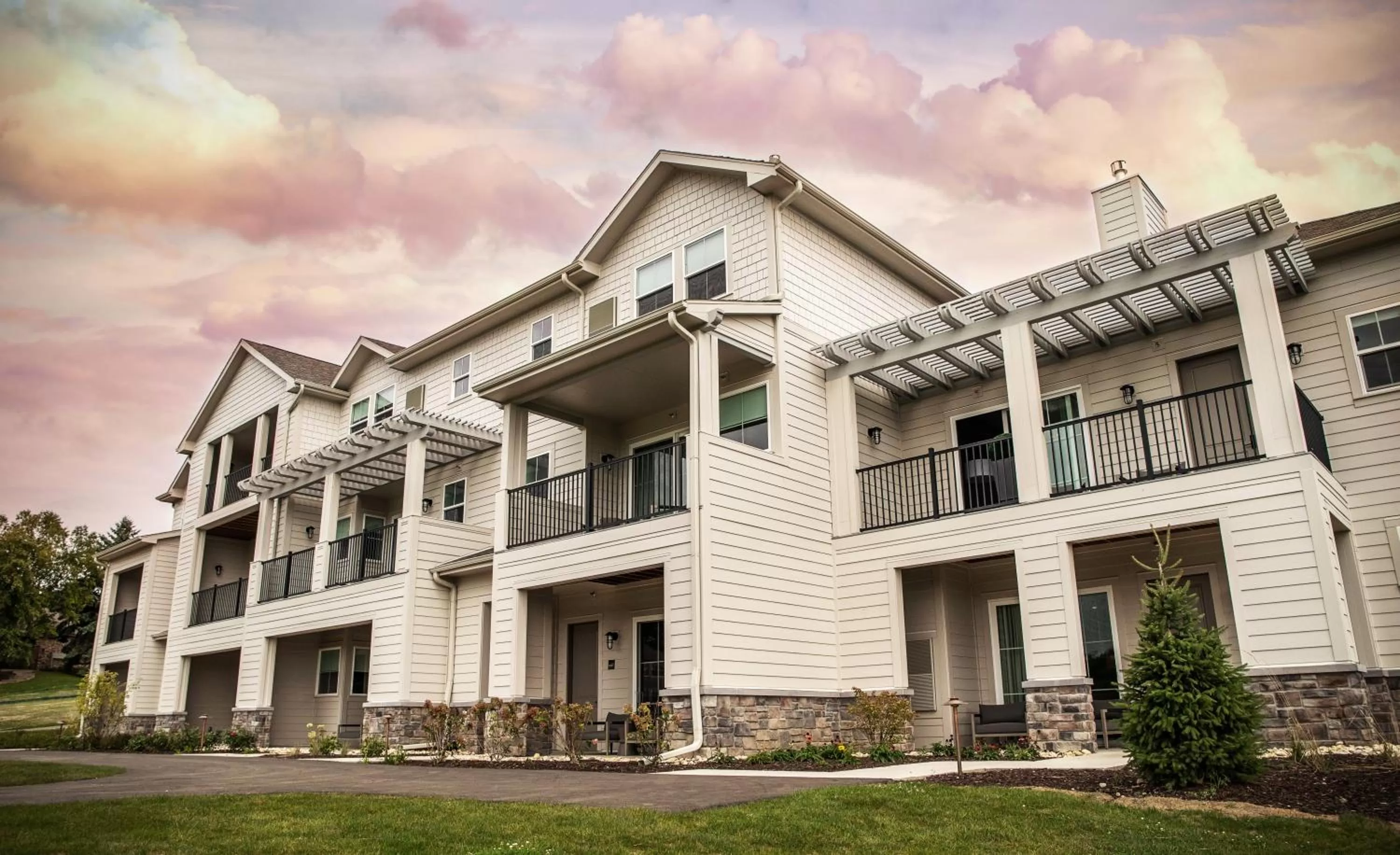 Property building in Destination Geneva National