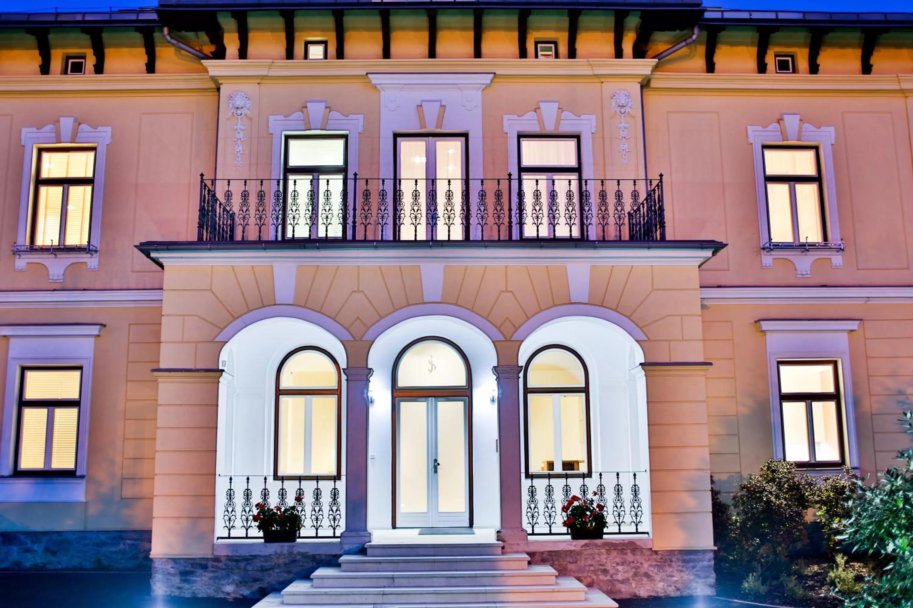 Property building in Villa Aurelie