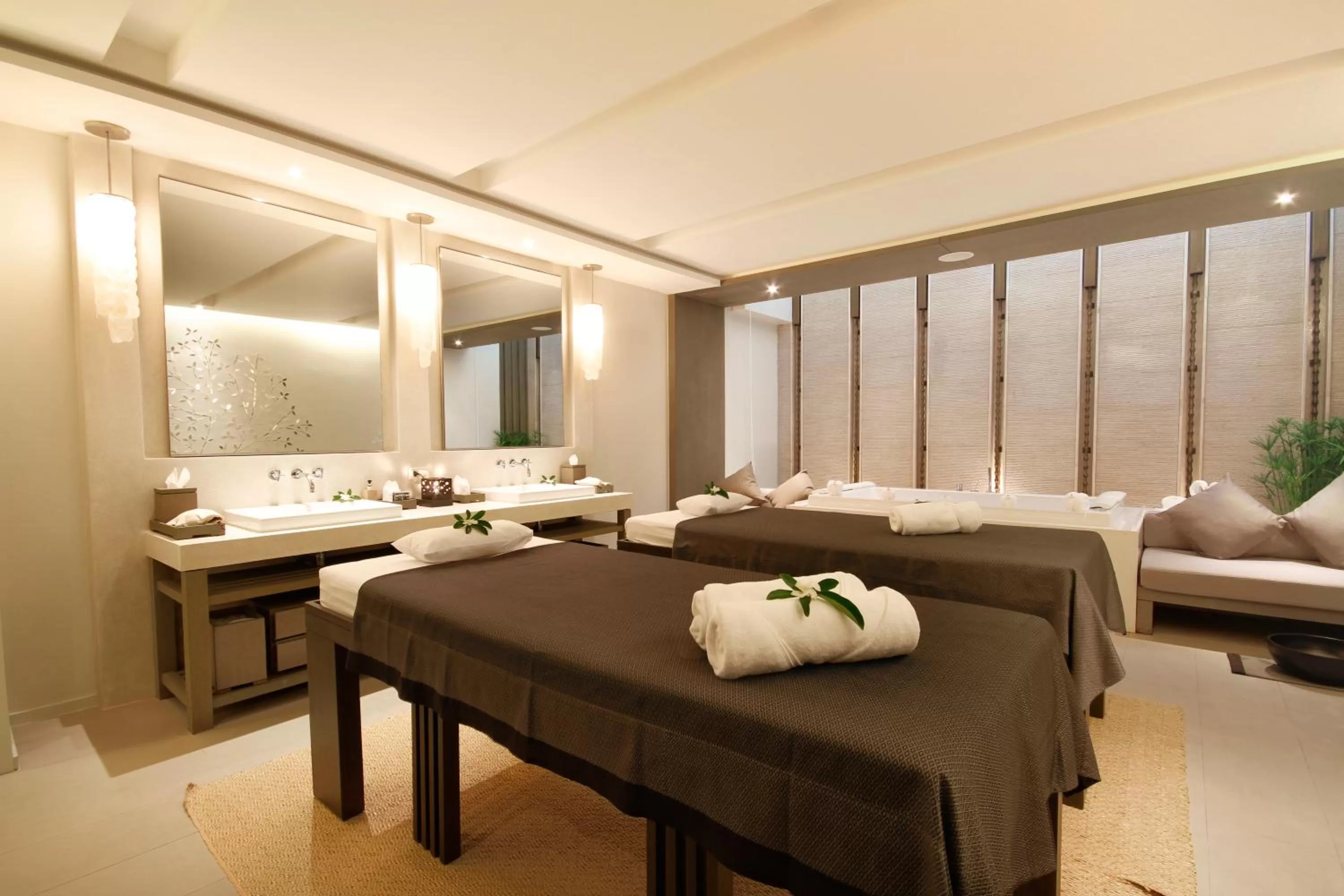 Spa and wellness centre/facilities, Bed in Cape Nidhra Hotel