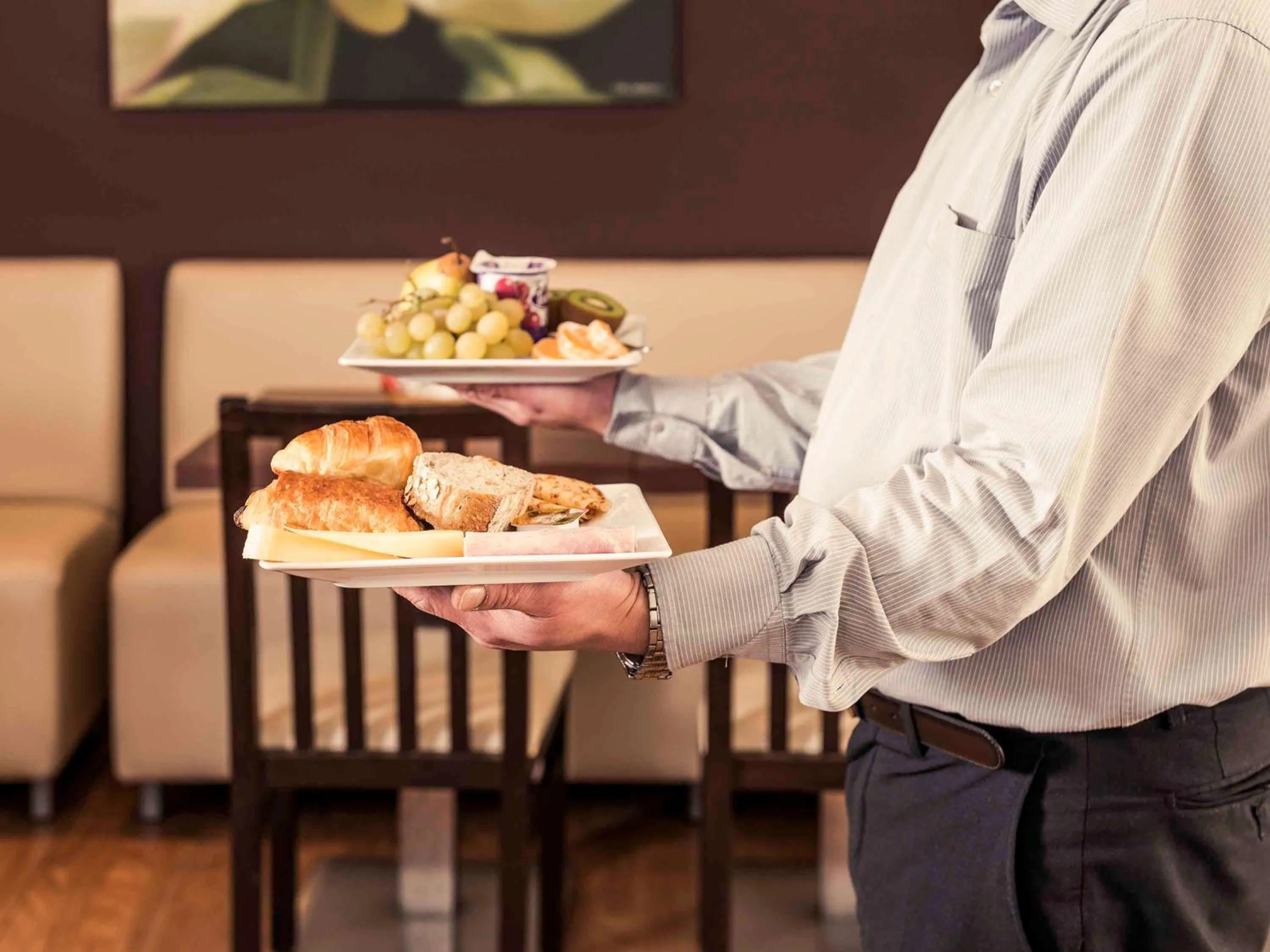 Restaurant/places to eat in ibis Epinay sur Seine - Gennevilliers