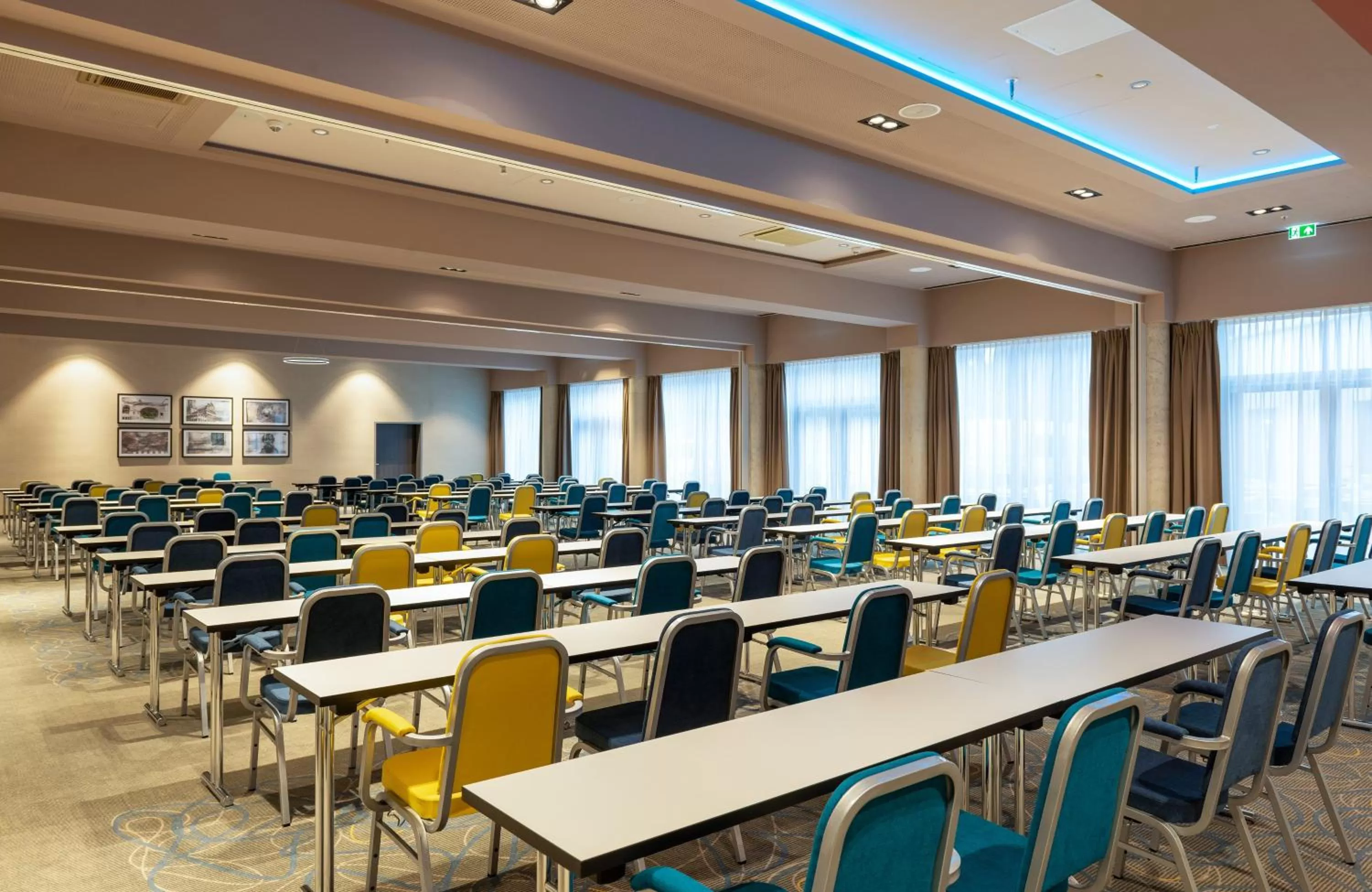 Meeting/conference room in Leonardo Hotel Augsburg