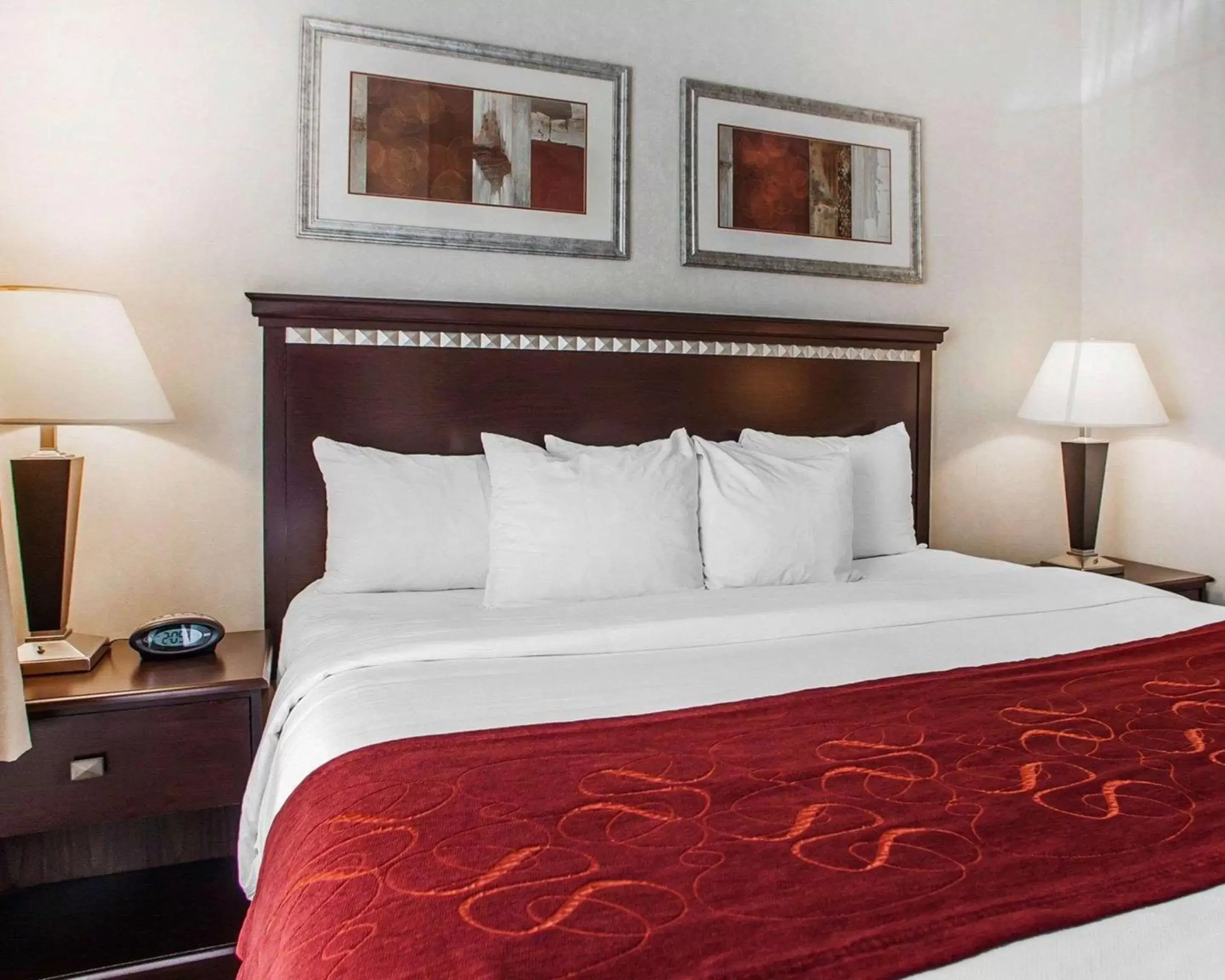 Deluxe King Suite in Comfort Suites Mahwah - Paramus Deluxe King Suite in Comfort Suites Mahwah - Paramus