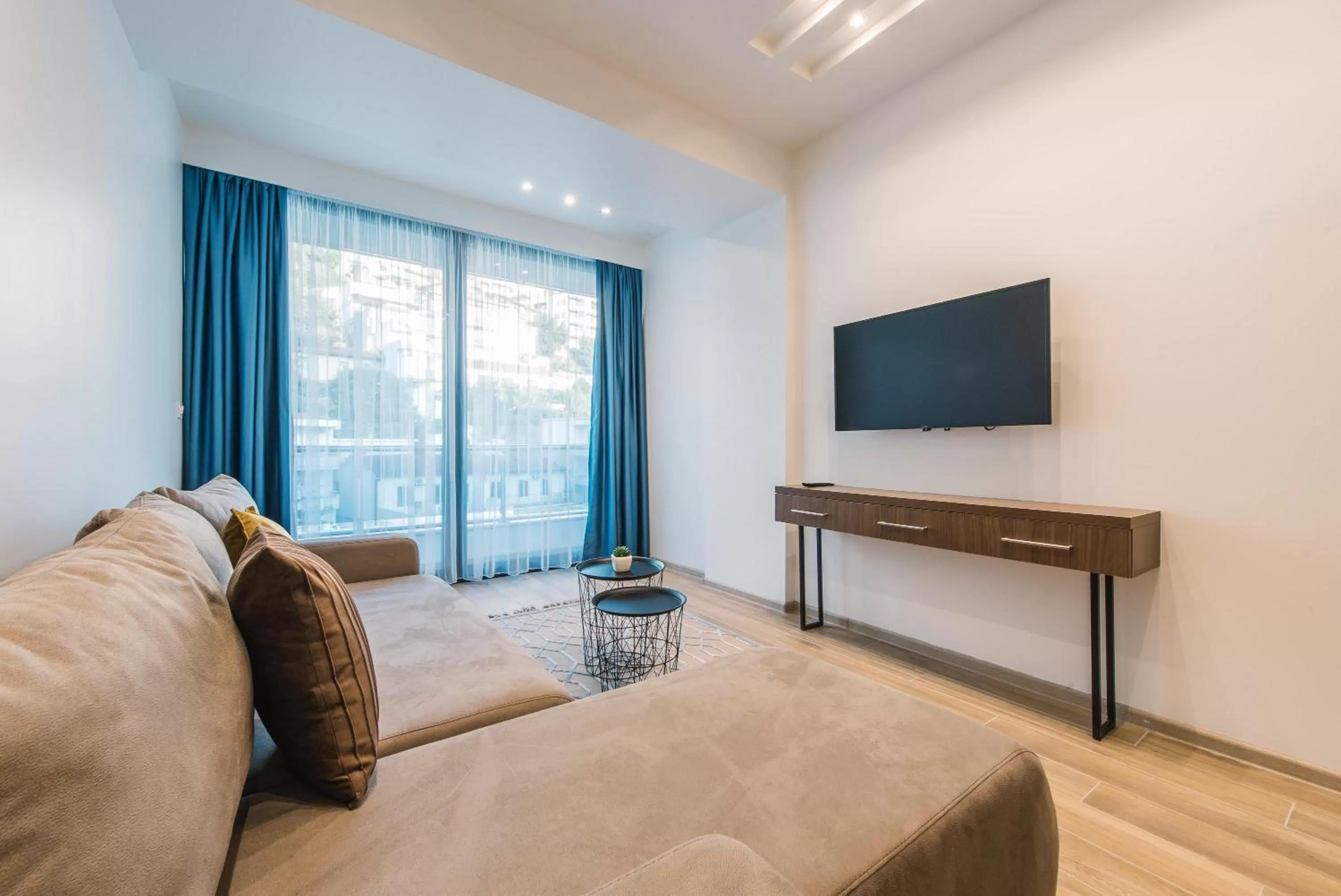 Communal lounge/ TV room in Atelier