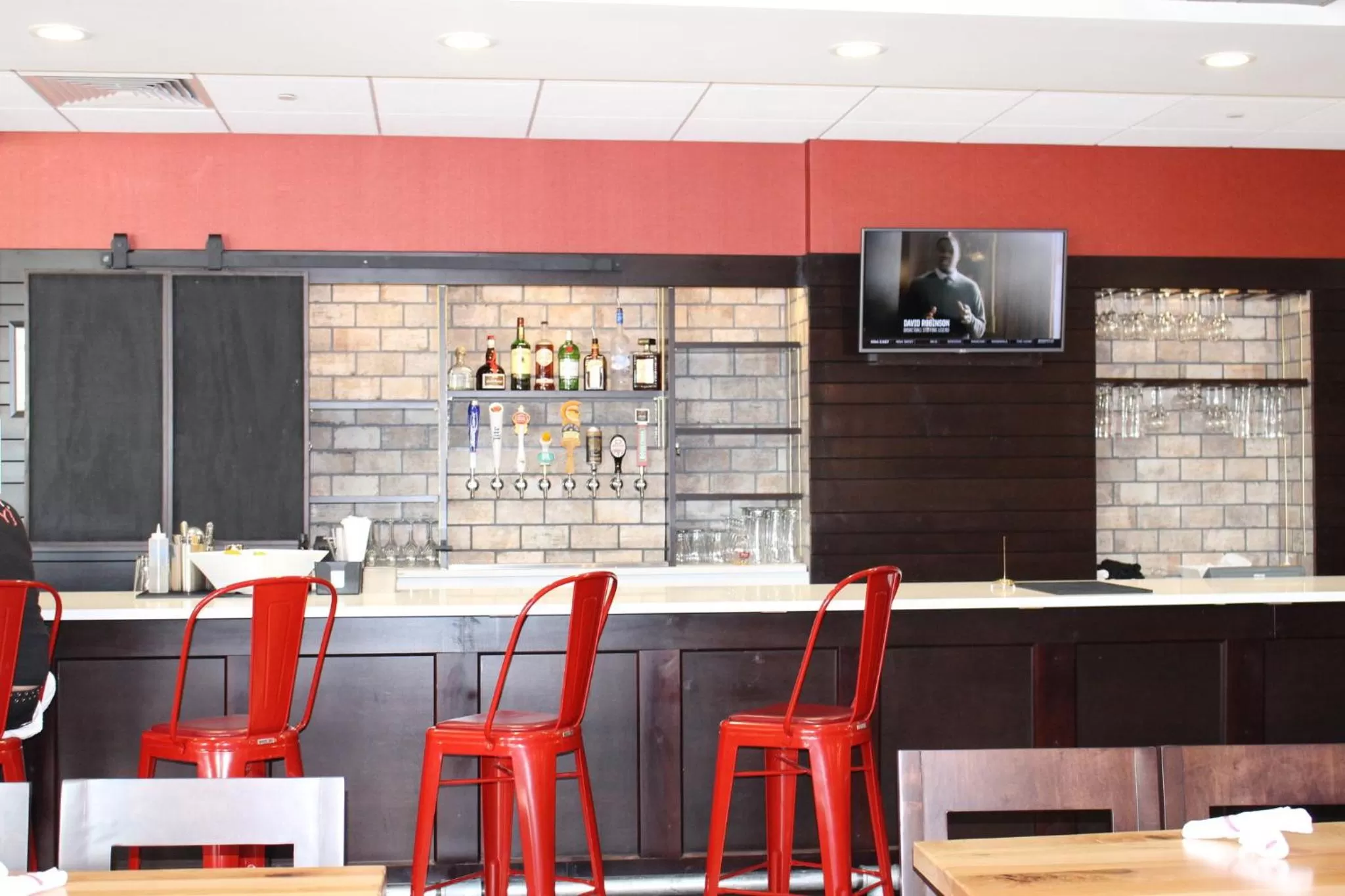 Restaurant/places to eat in Holiday Inn Salina by IHG