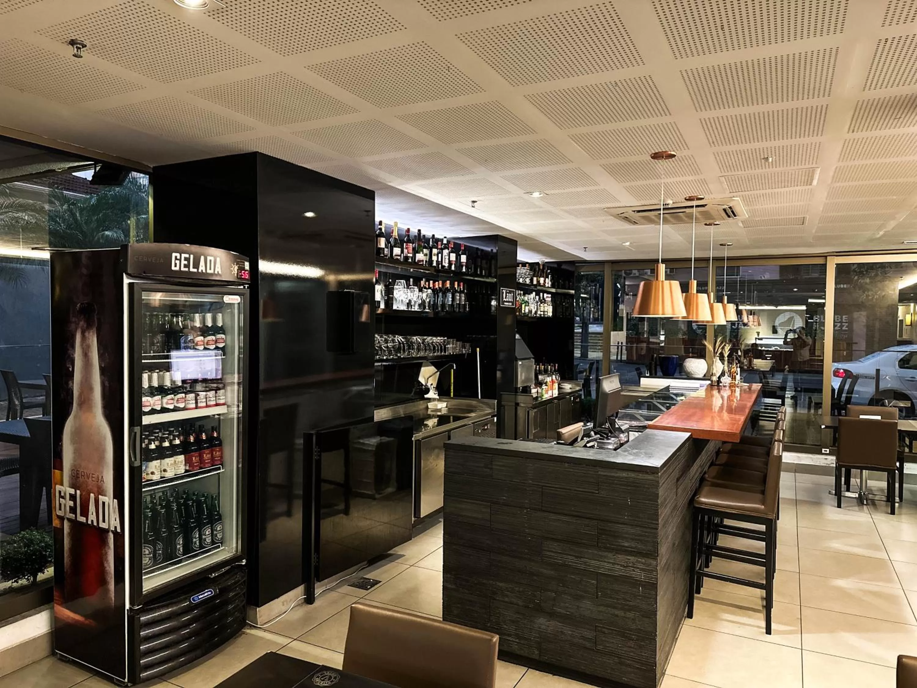 Restaurant/places to eat in Hotel Vivenzo Savassi Belo Horizonte