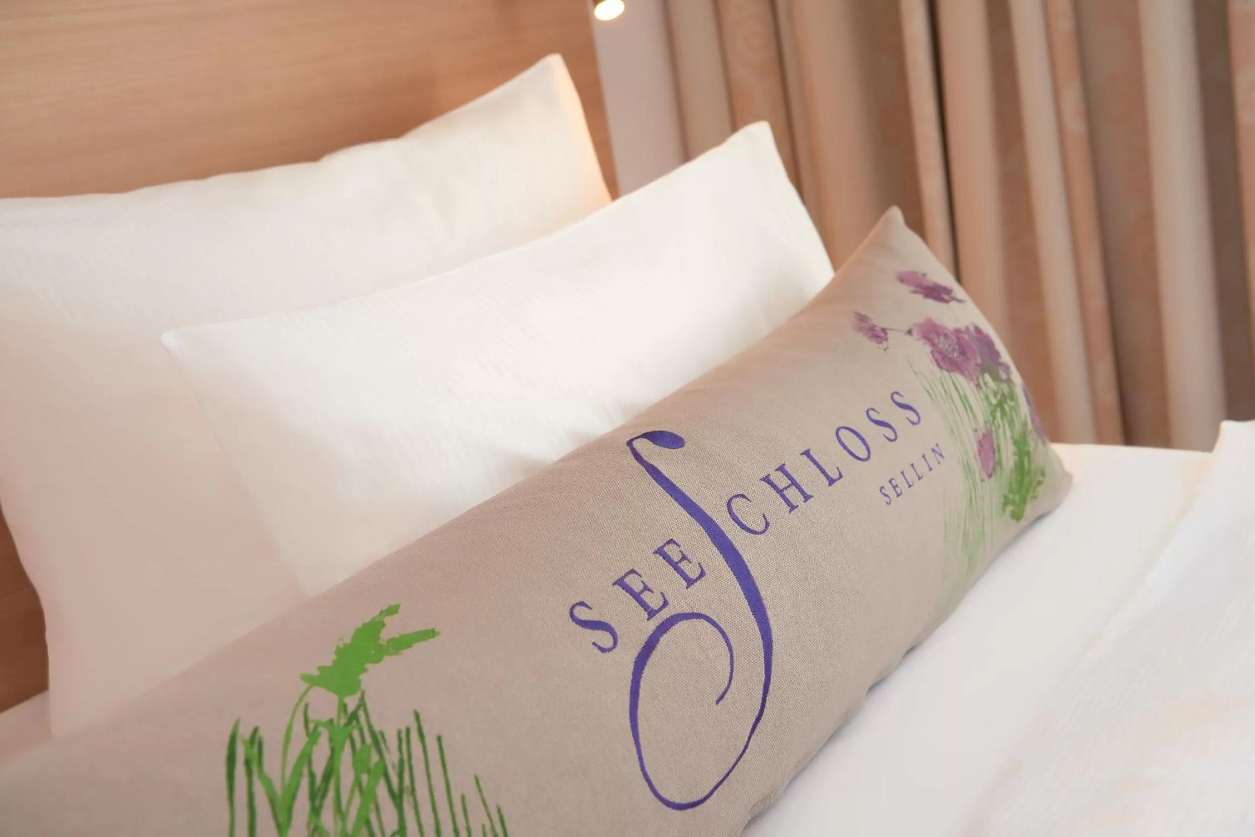 Bed in Seeschloss Sellin