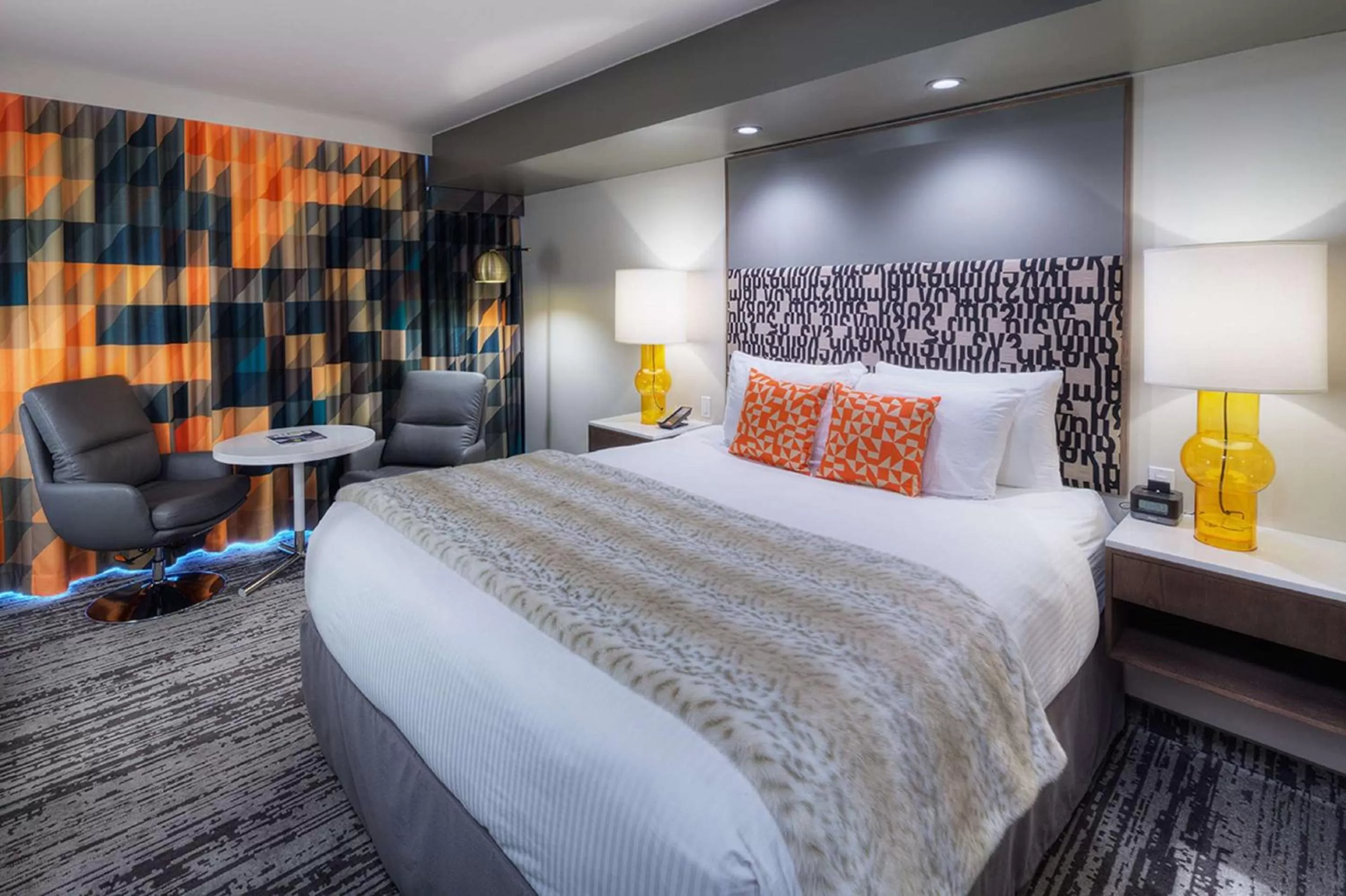 King Room with Roll-In Shower - Disability Access in Hotel Eastlund - Best Western Premier Collection