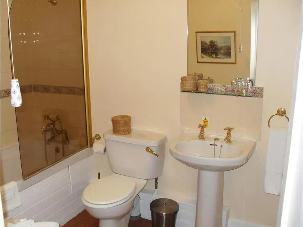 Double Room with Private Bathroom - single occupancy in Spread Eagle Inn Double Room with Private Bathroom - single occupancy in Spread Eagle Inn