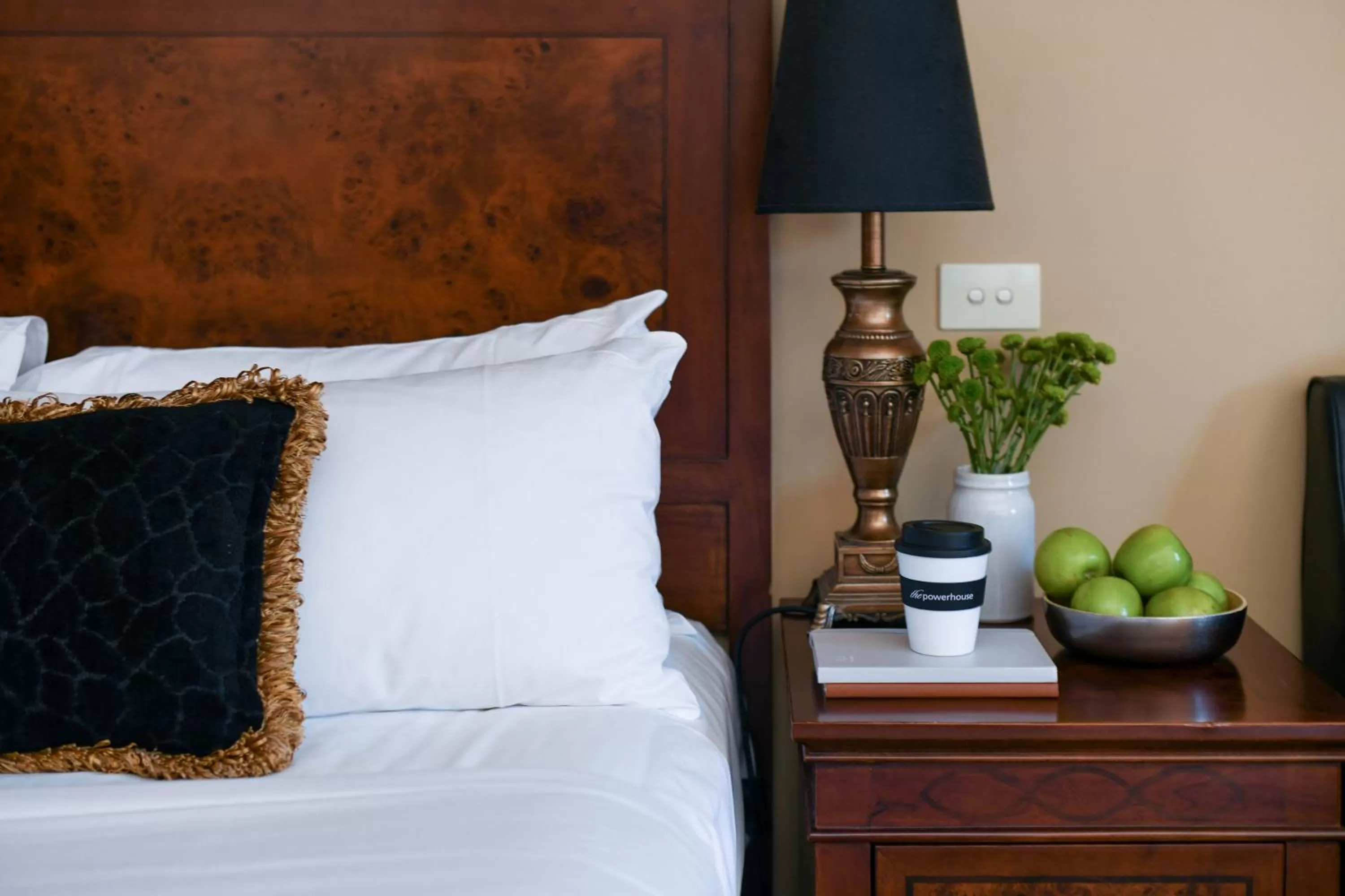 Bed in Rydges Armidale