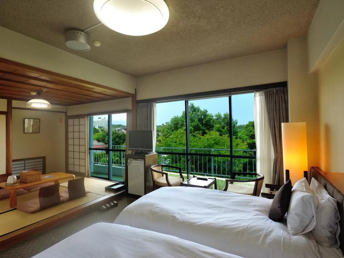 Natural landscape, Bed in Ibusuki Royal Hotel