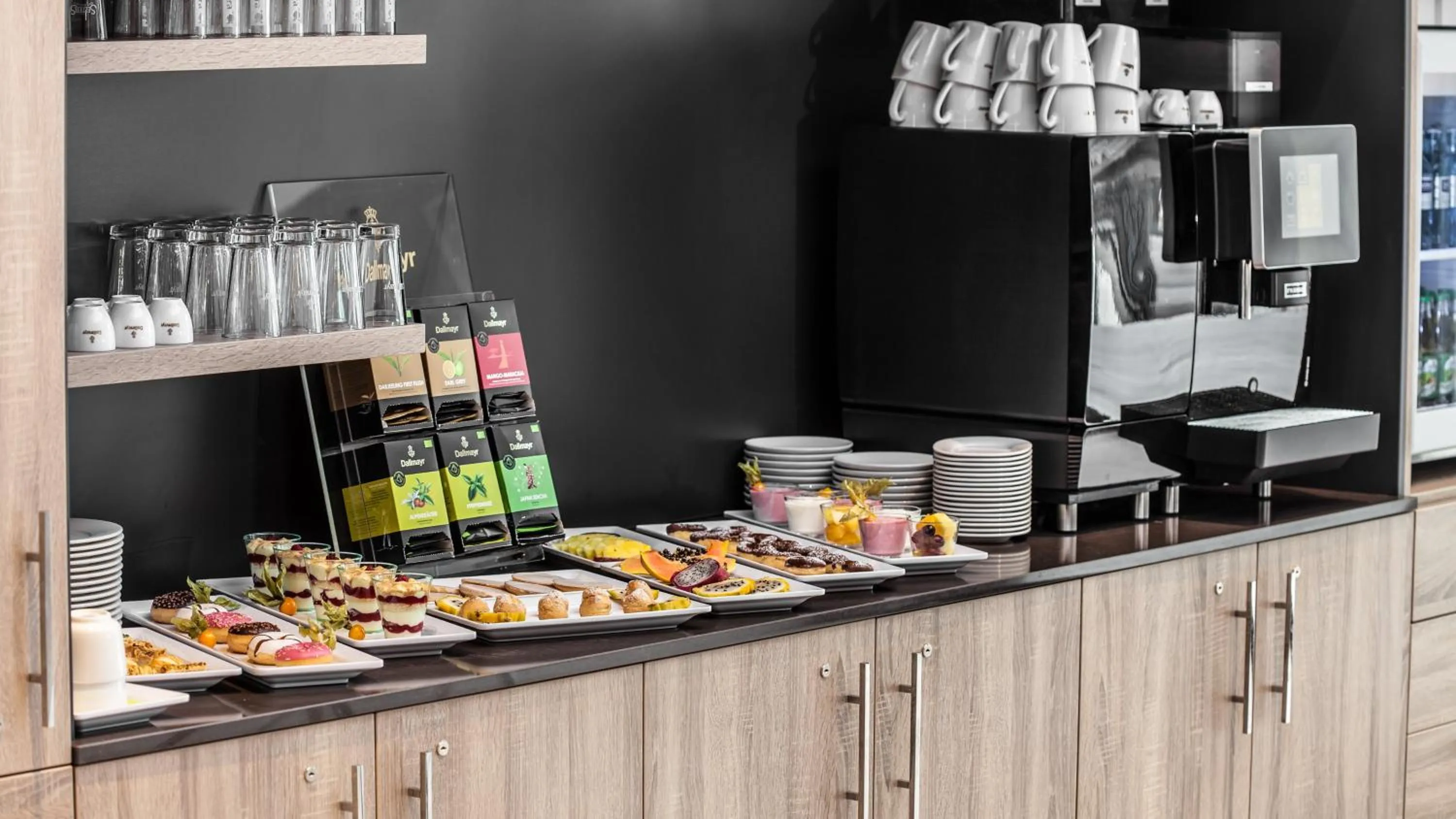 Meeting/conference room, Food in Holiday Inn Munich - City East, an IHG Hotel