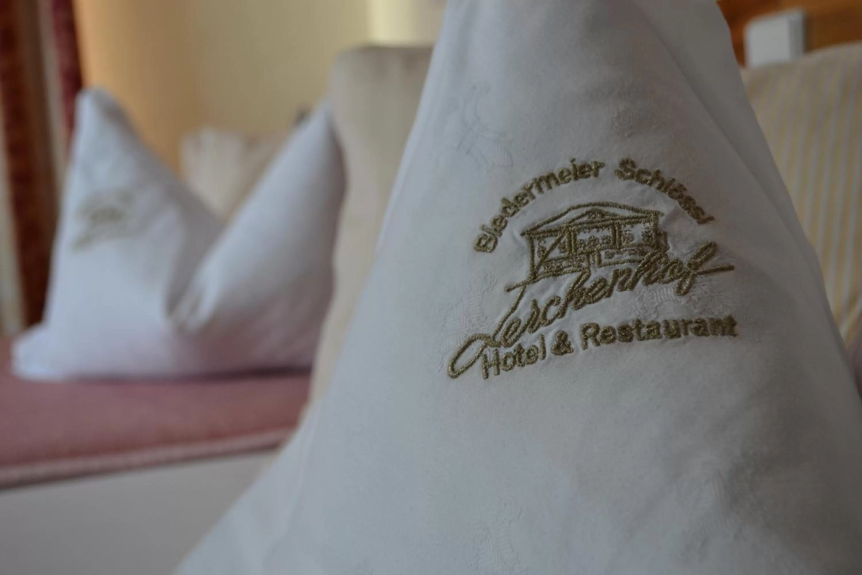 Other, Bed in Hotel Schloss Lerchenhof