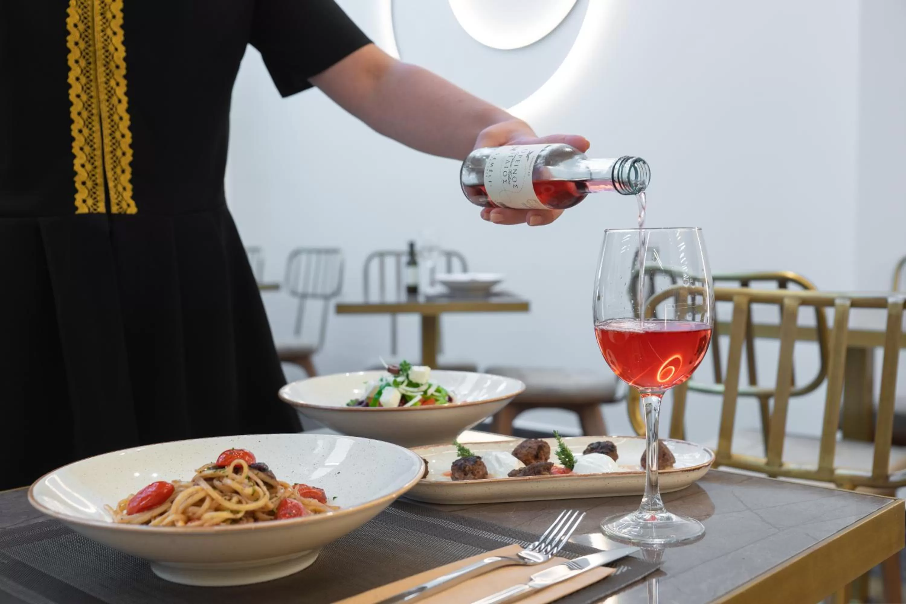 Food and drinks in Hellenic Vibes Smart Hotel