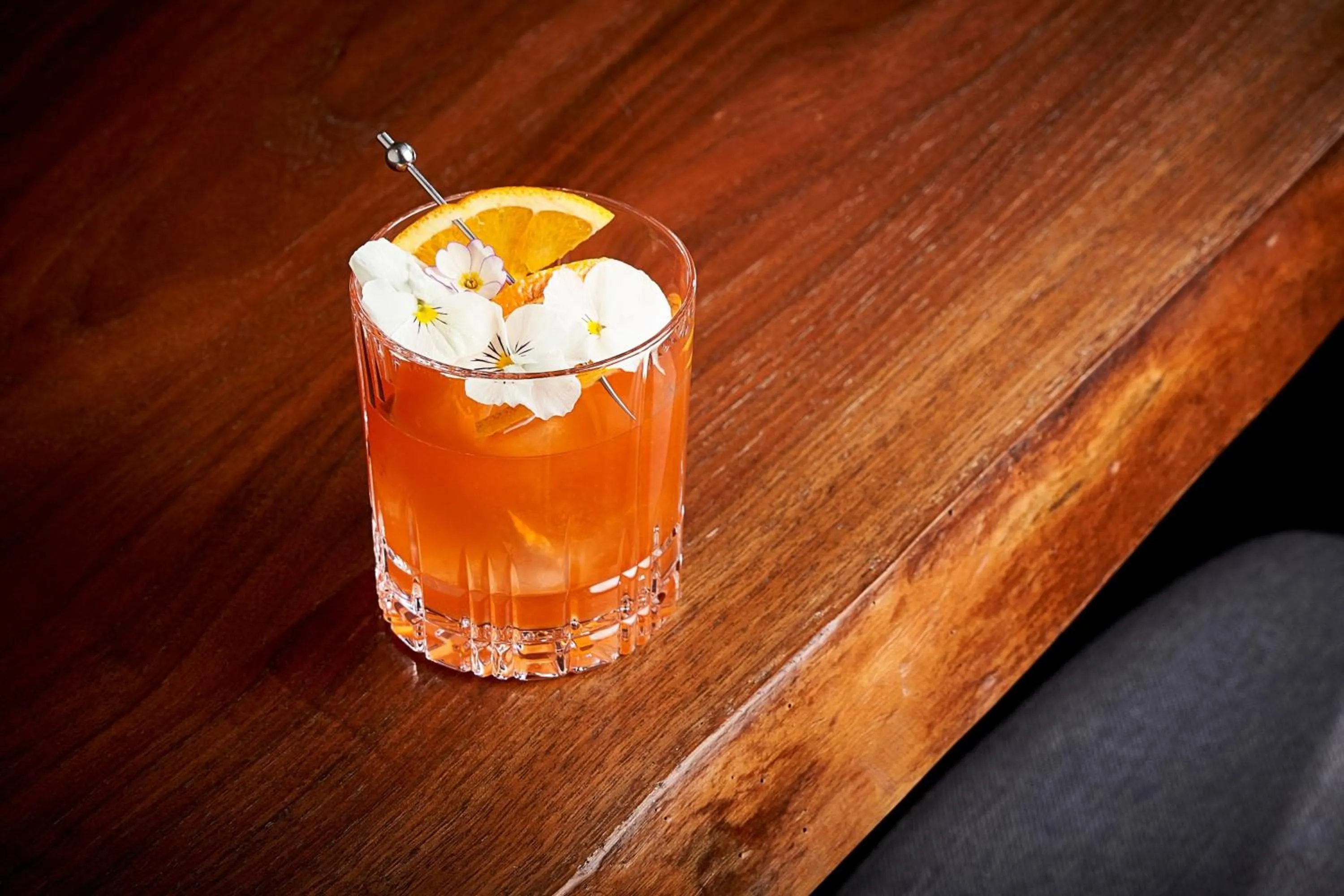 Lounge or bar in The Chapter Kyoto, a Tribute Portfolio Hotel