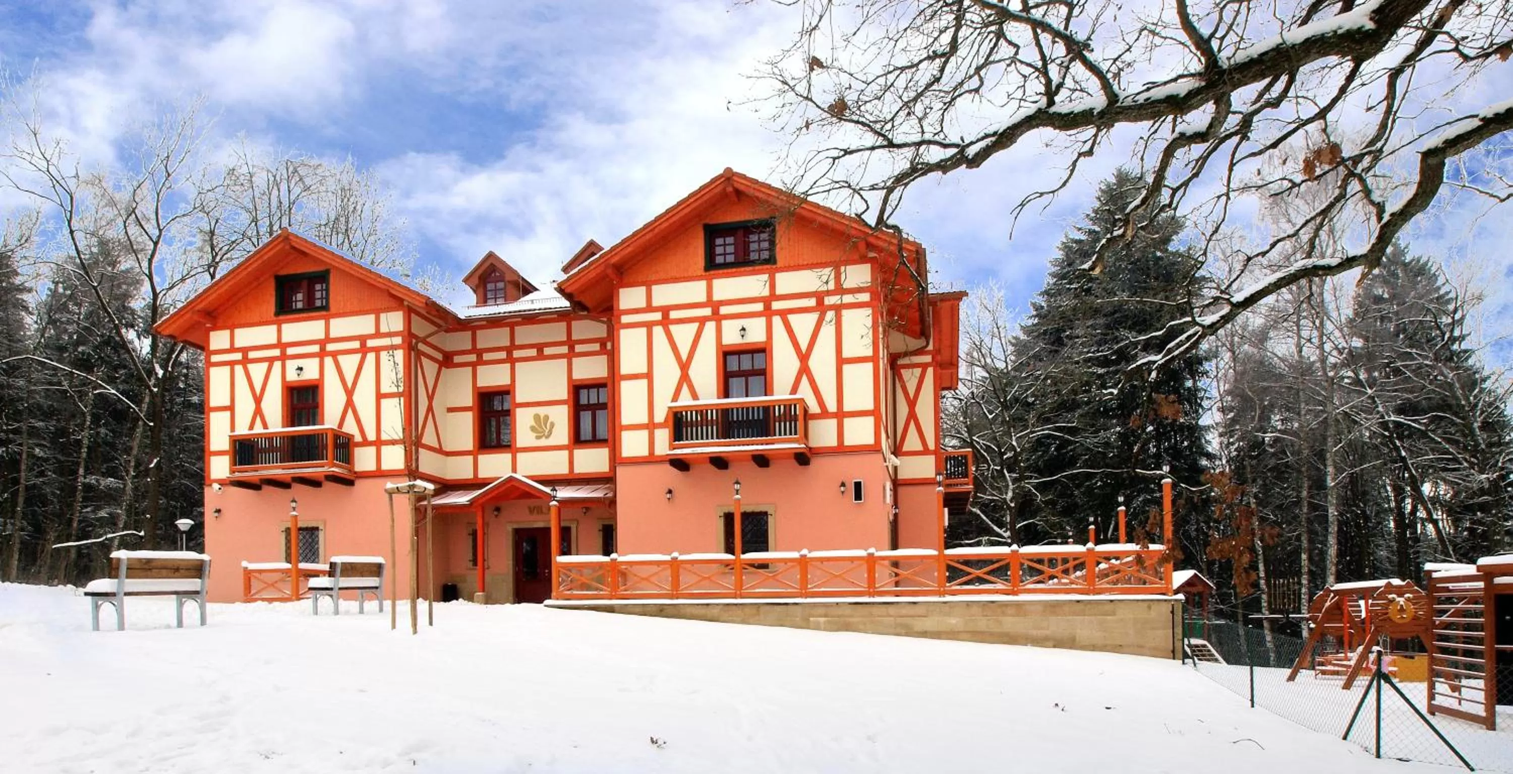 Property building, Winter in Hotel Studanka