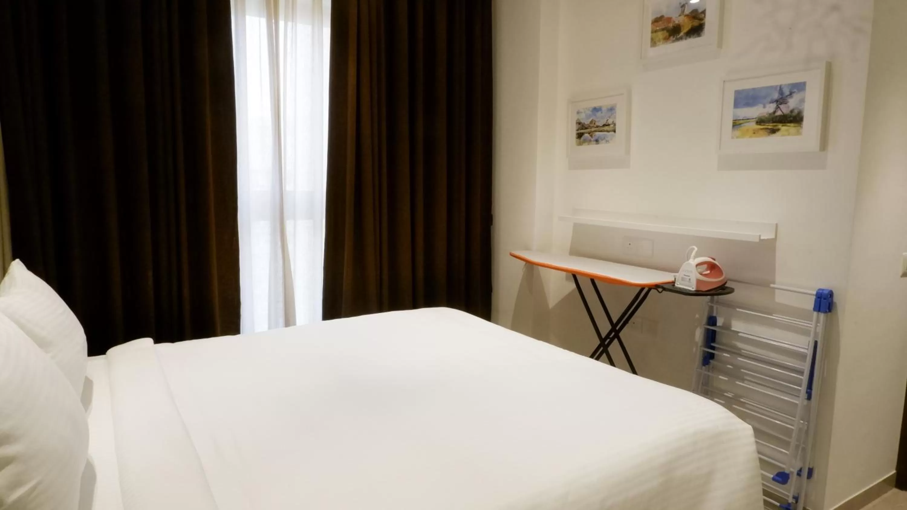 Bed in RELOhomes Serviced Apartment