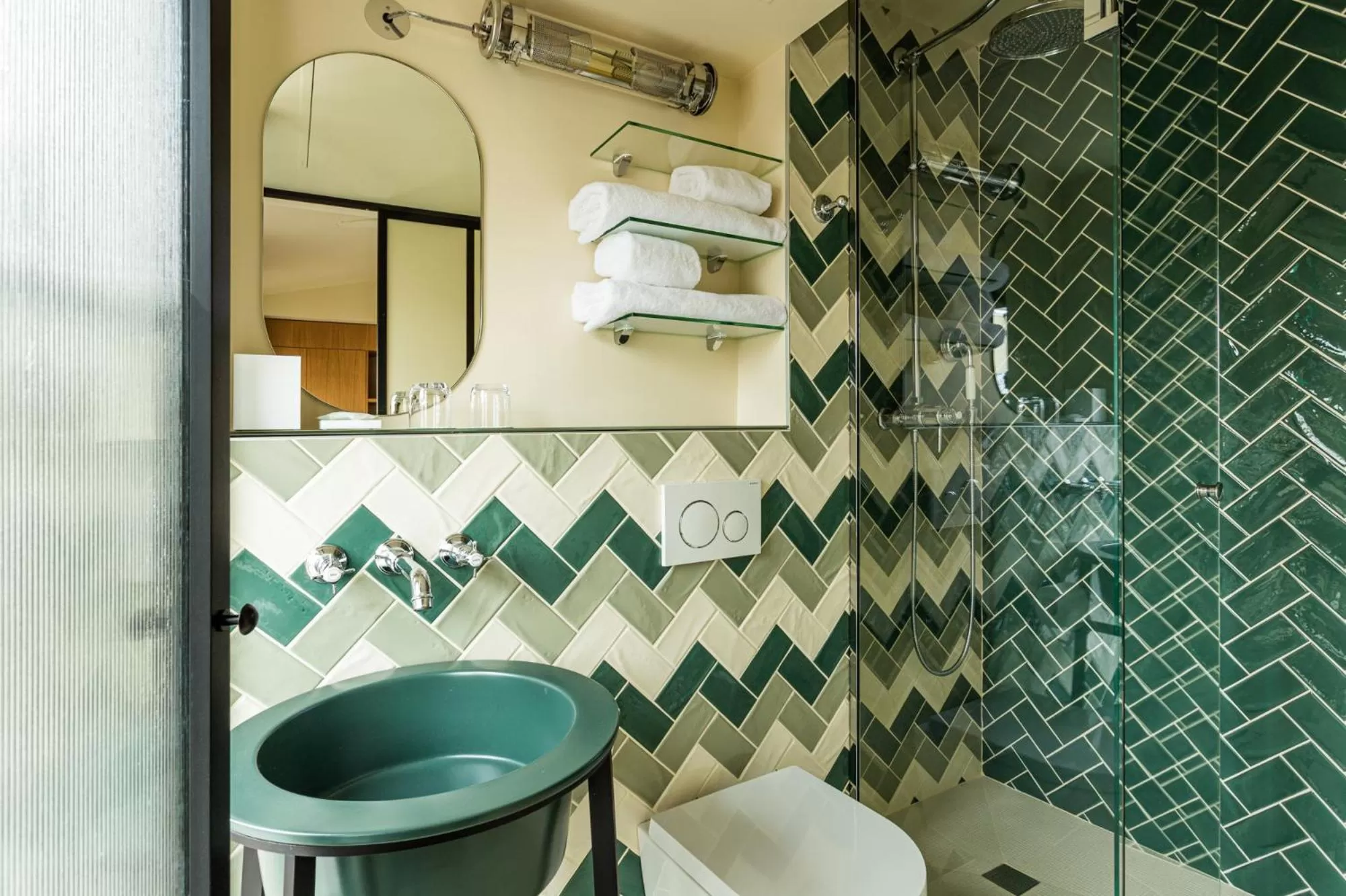 Bathroom in Bonsoir Madame