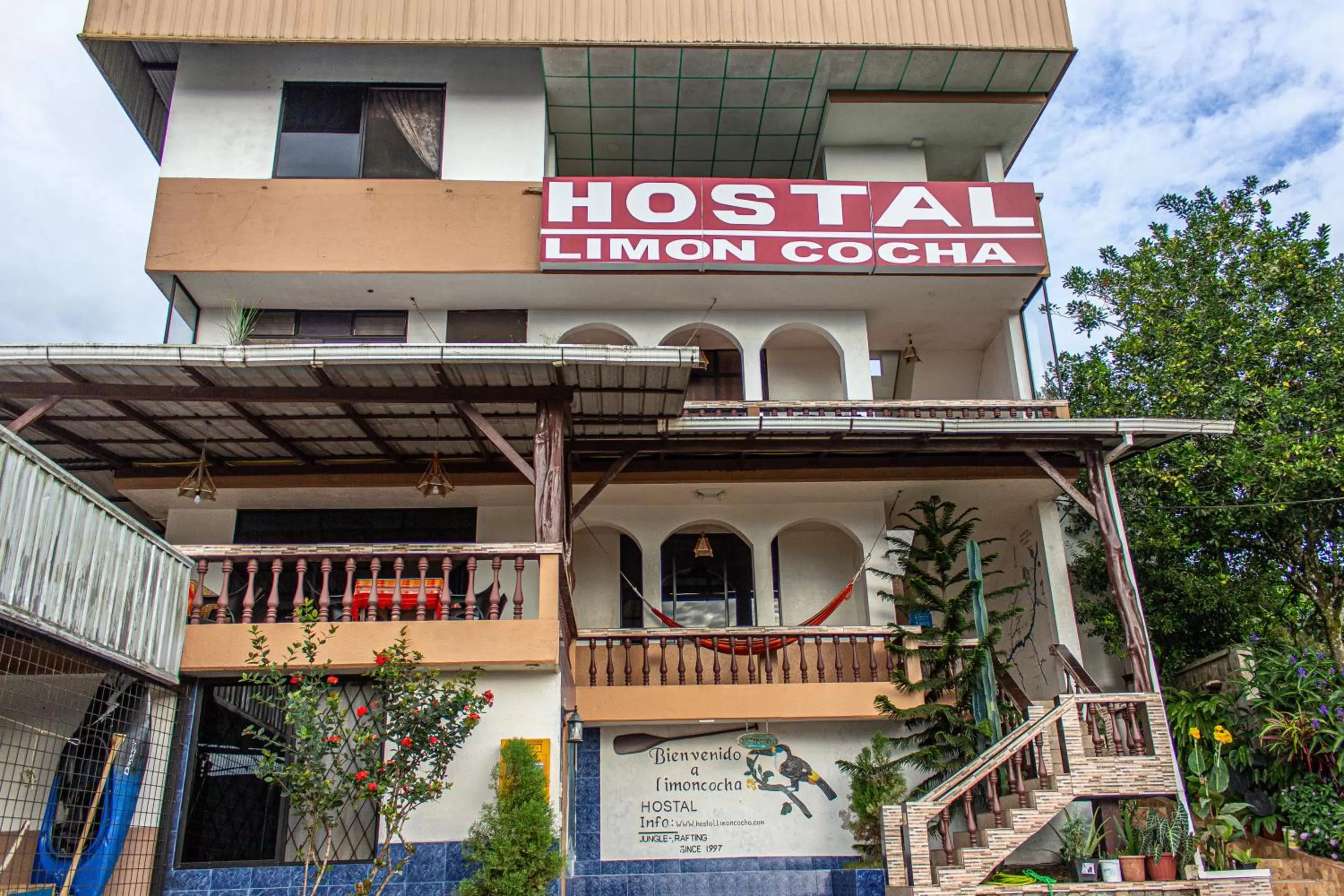 Property building in Hostal Limoncocha