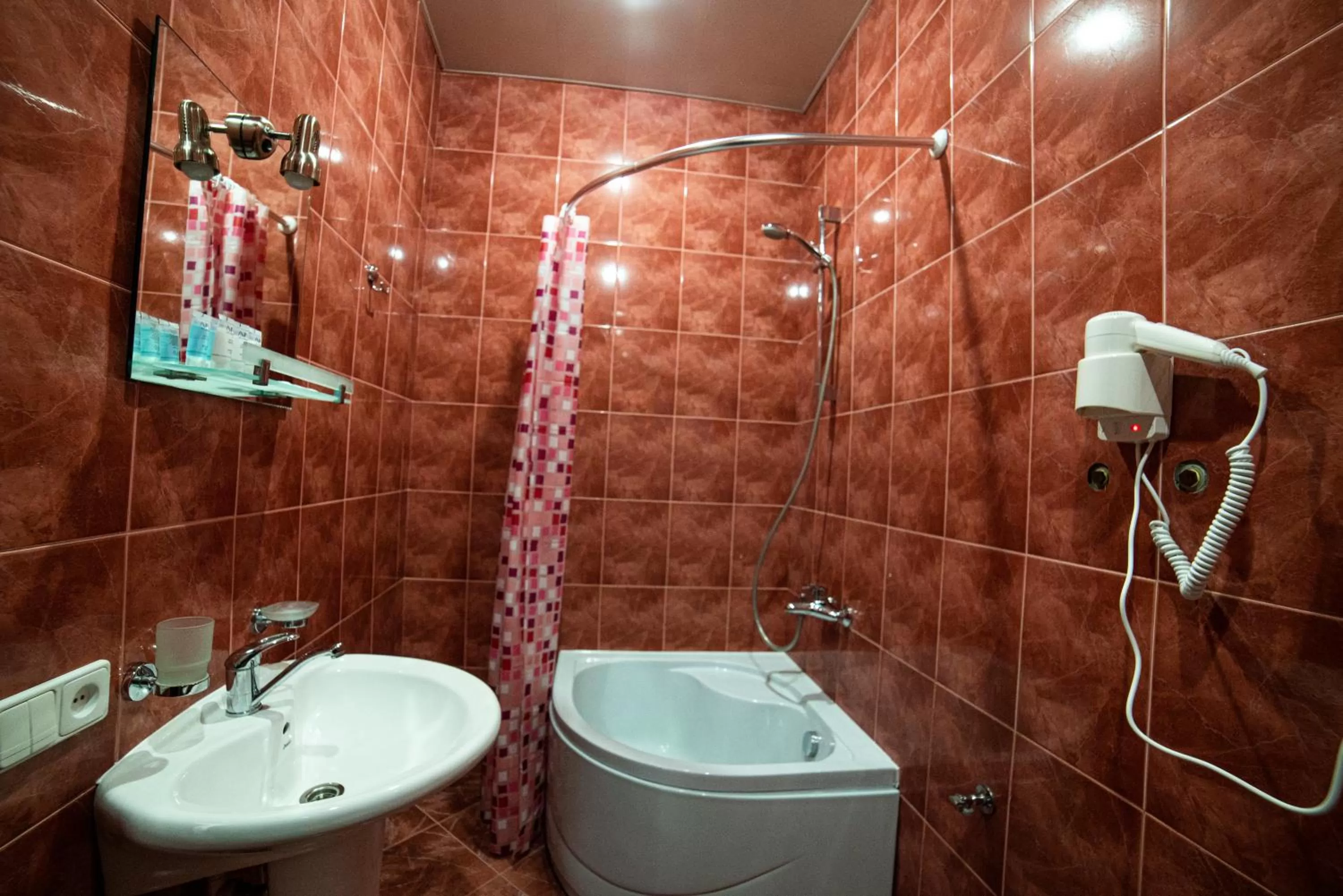 Toilet, Bathroom in Midtown-Vera