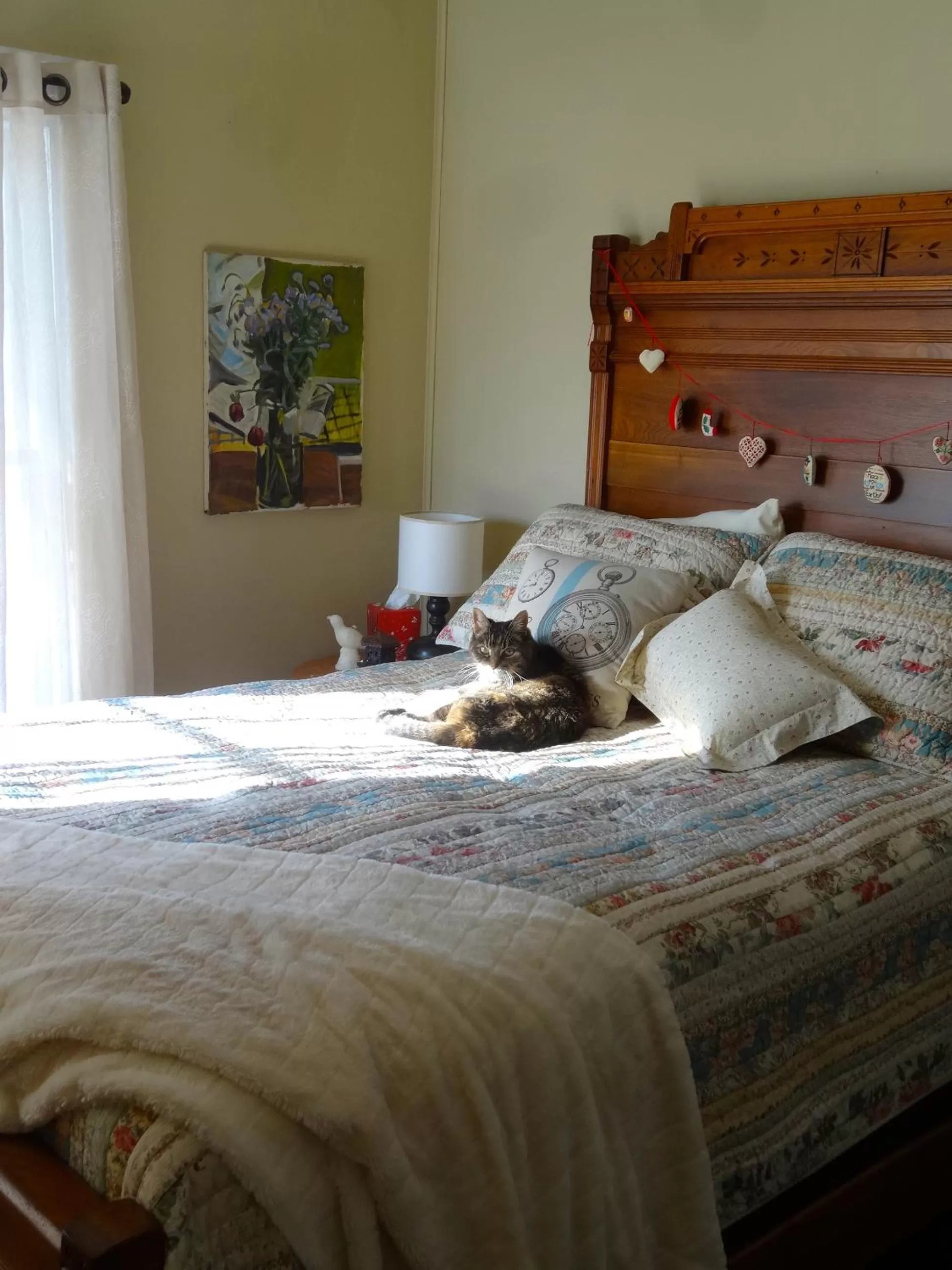 Budget Double Room - single occupancy in The Captain's House heritage bed & breakfast