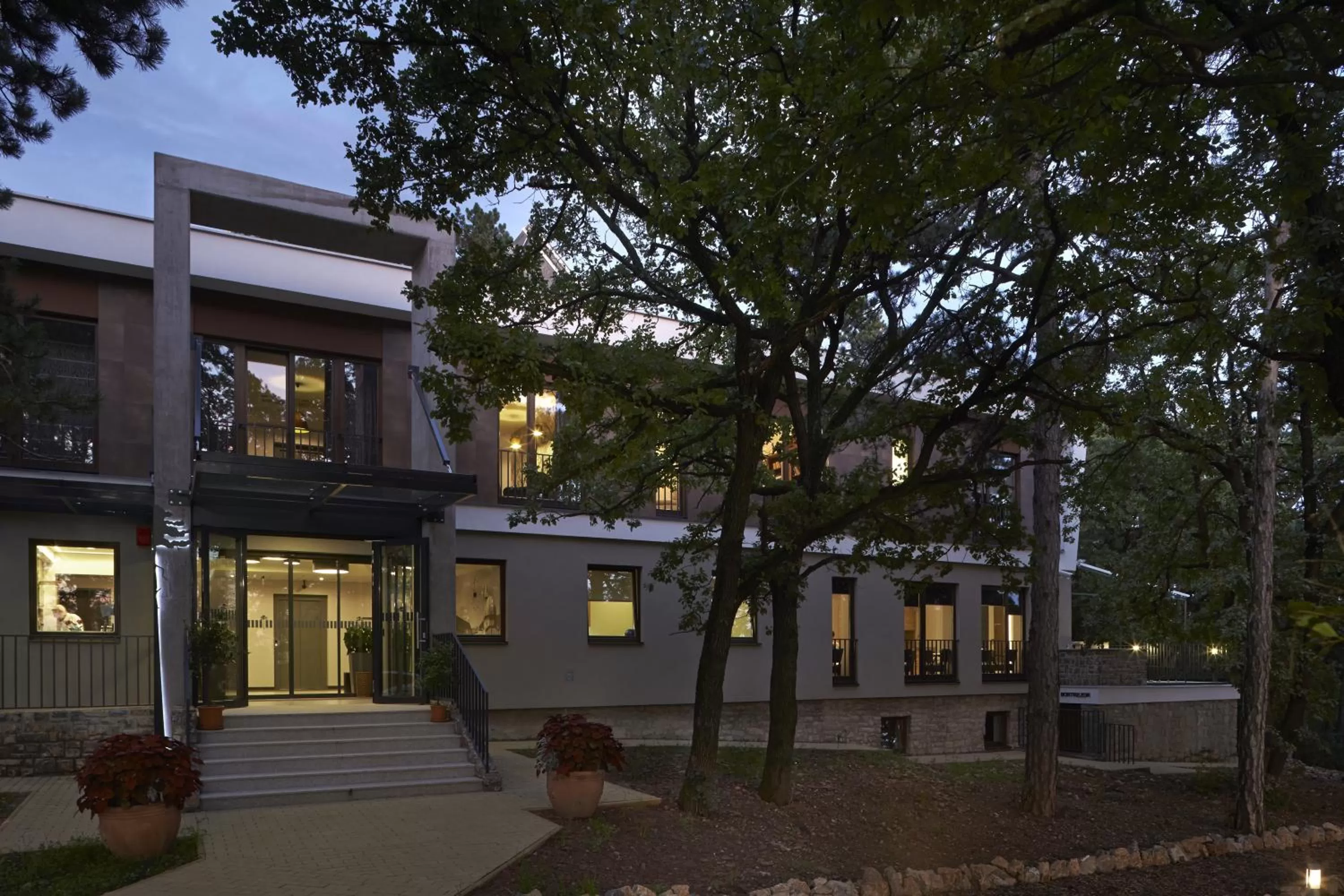 Property Building in Hotel Therapia