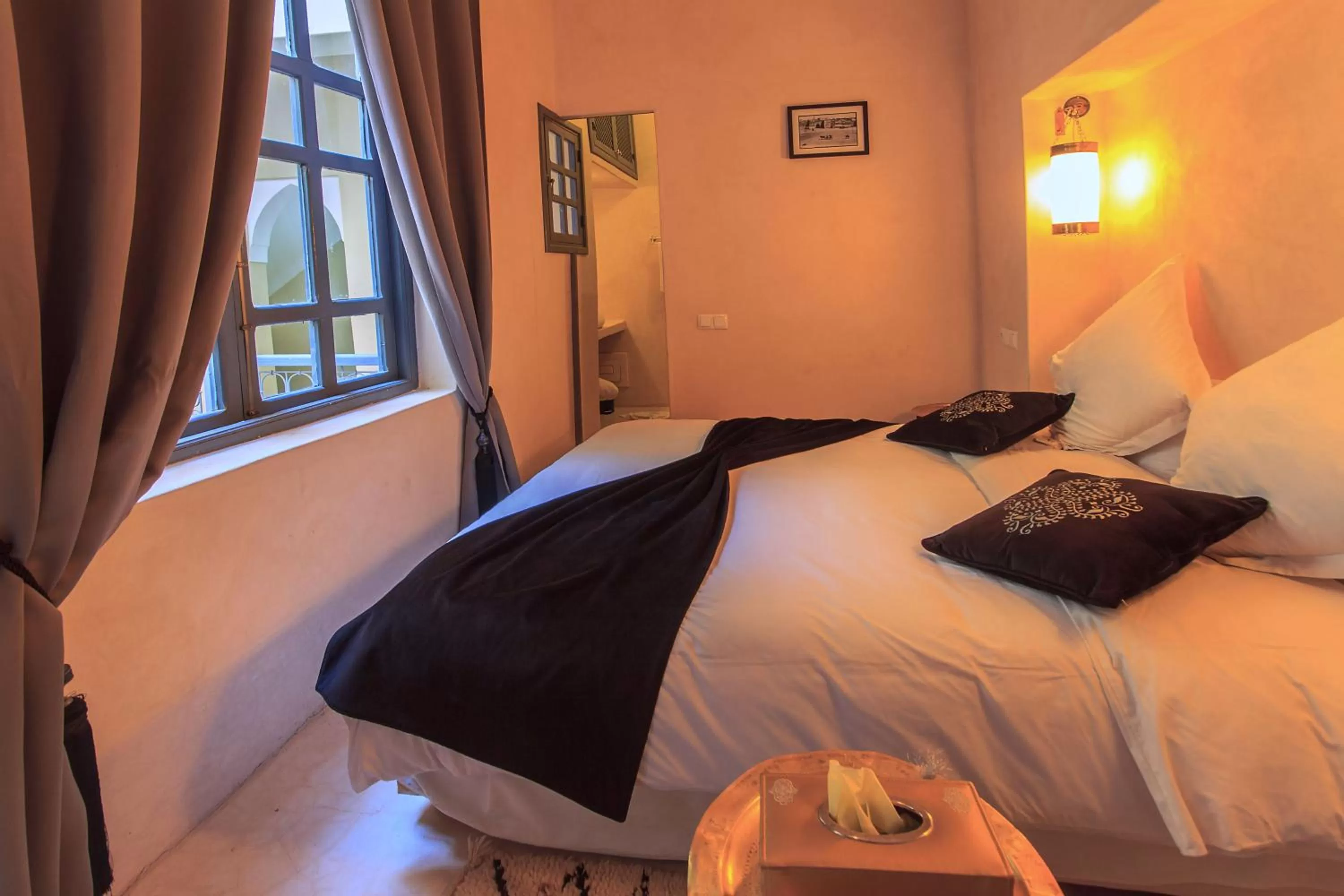 Bedroom, Bed in Riad La Porte de l'oasis