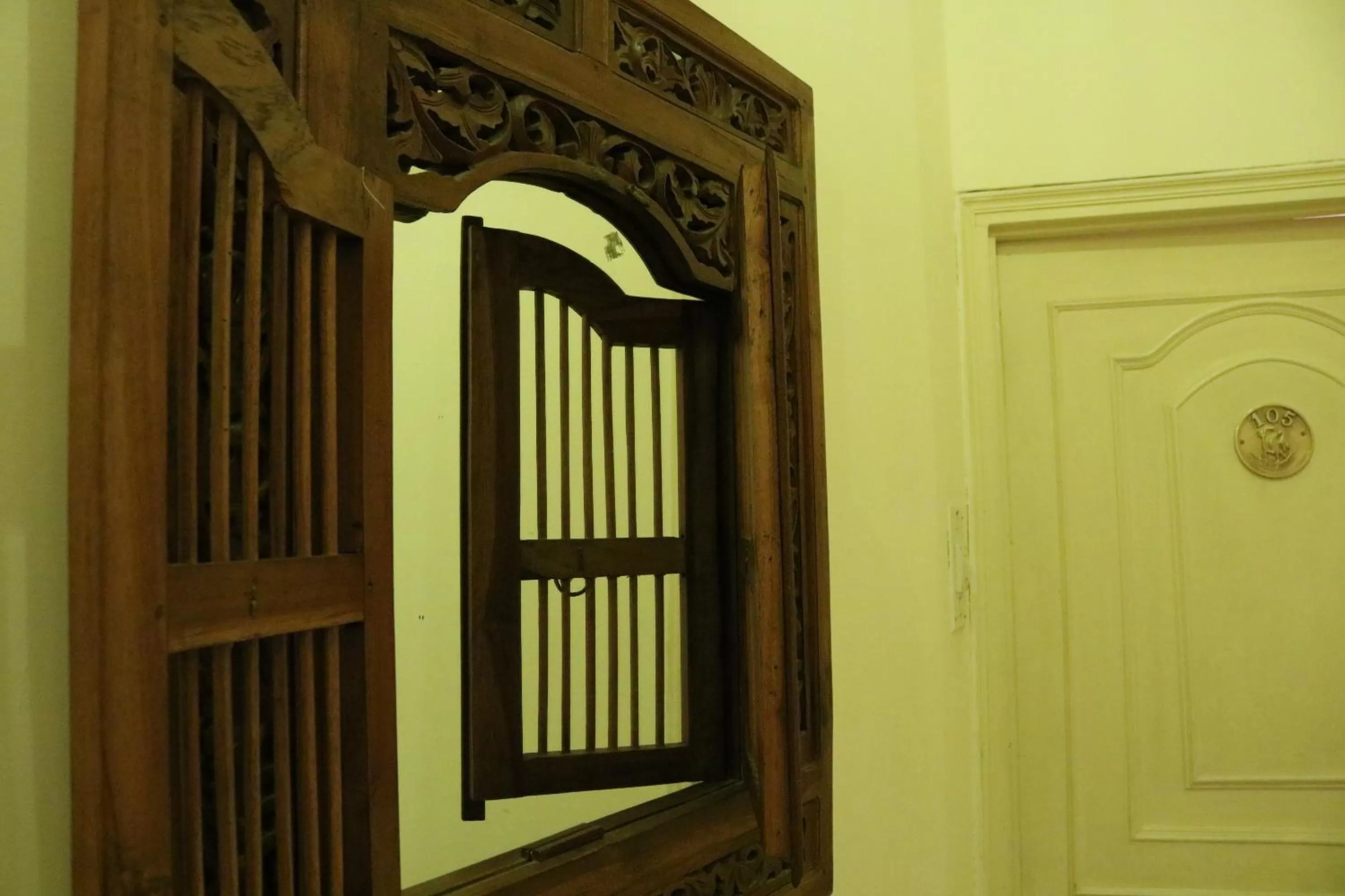 Decorative detail, Facade/Entrance in Hotel Pratap Bhawan