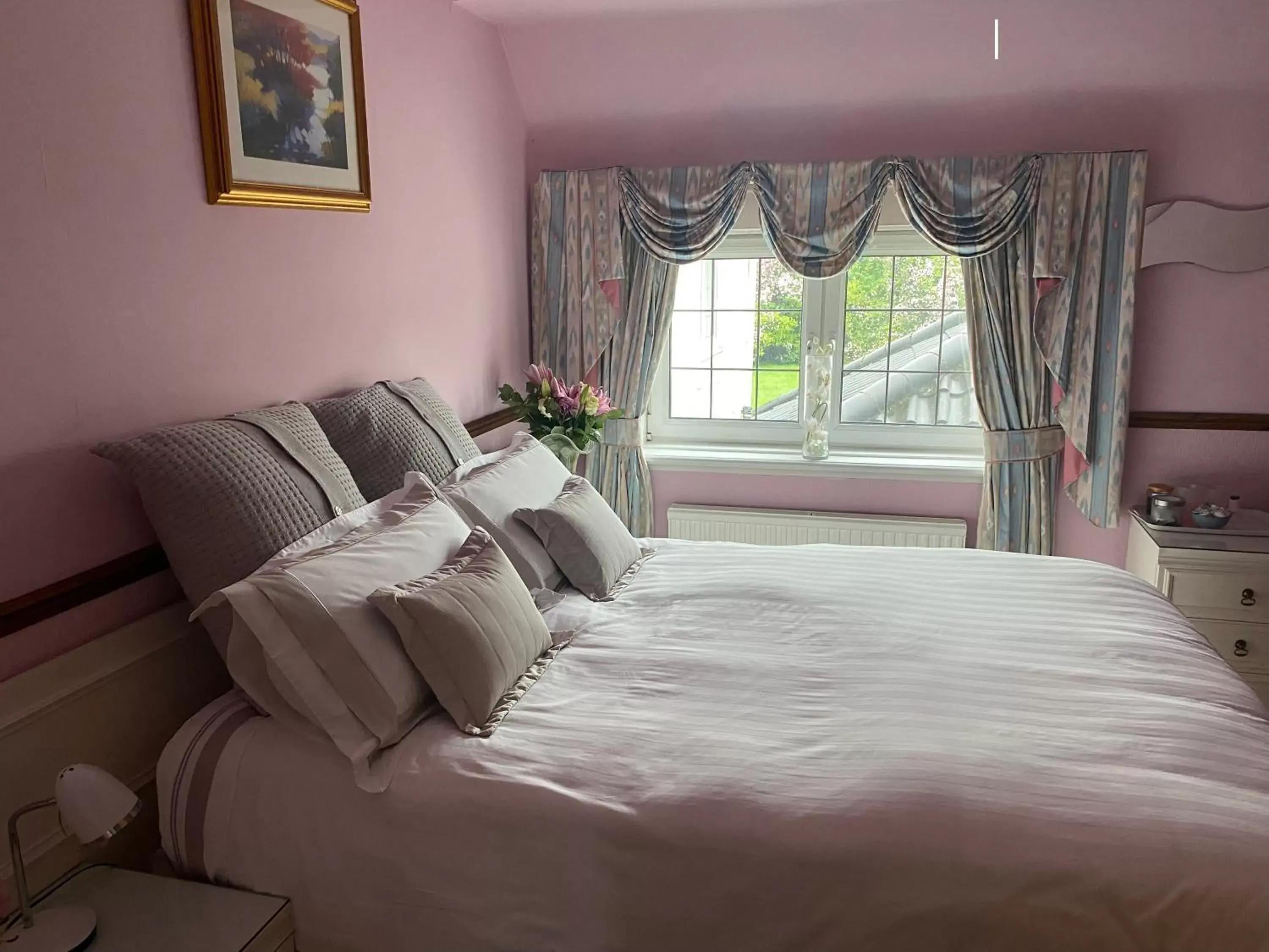 Standard Double Room in Carmichael Standard Double Room in Carmichael