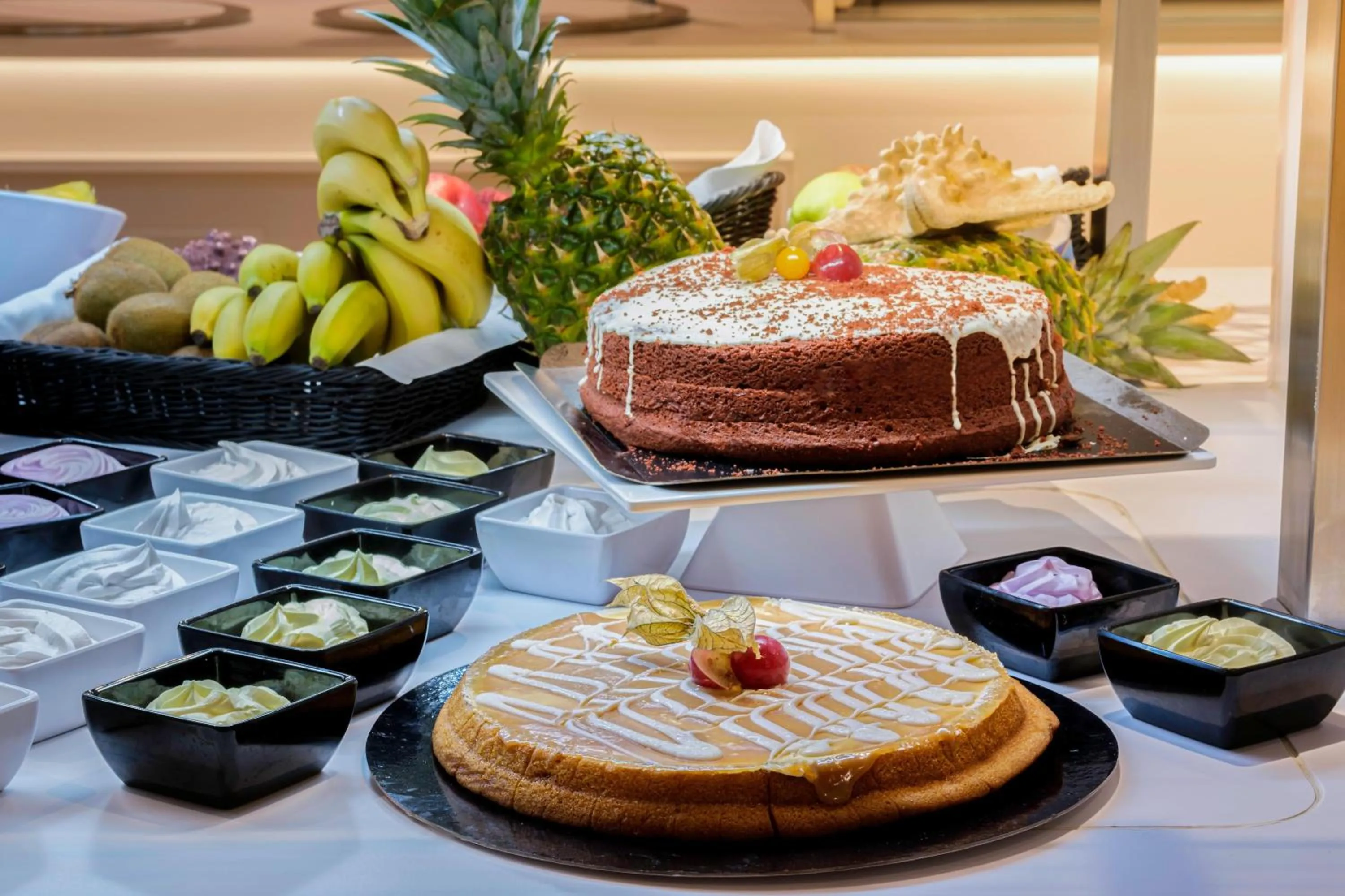 Restaurant/places to eat in Hotel Best Costa Ballena