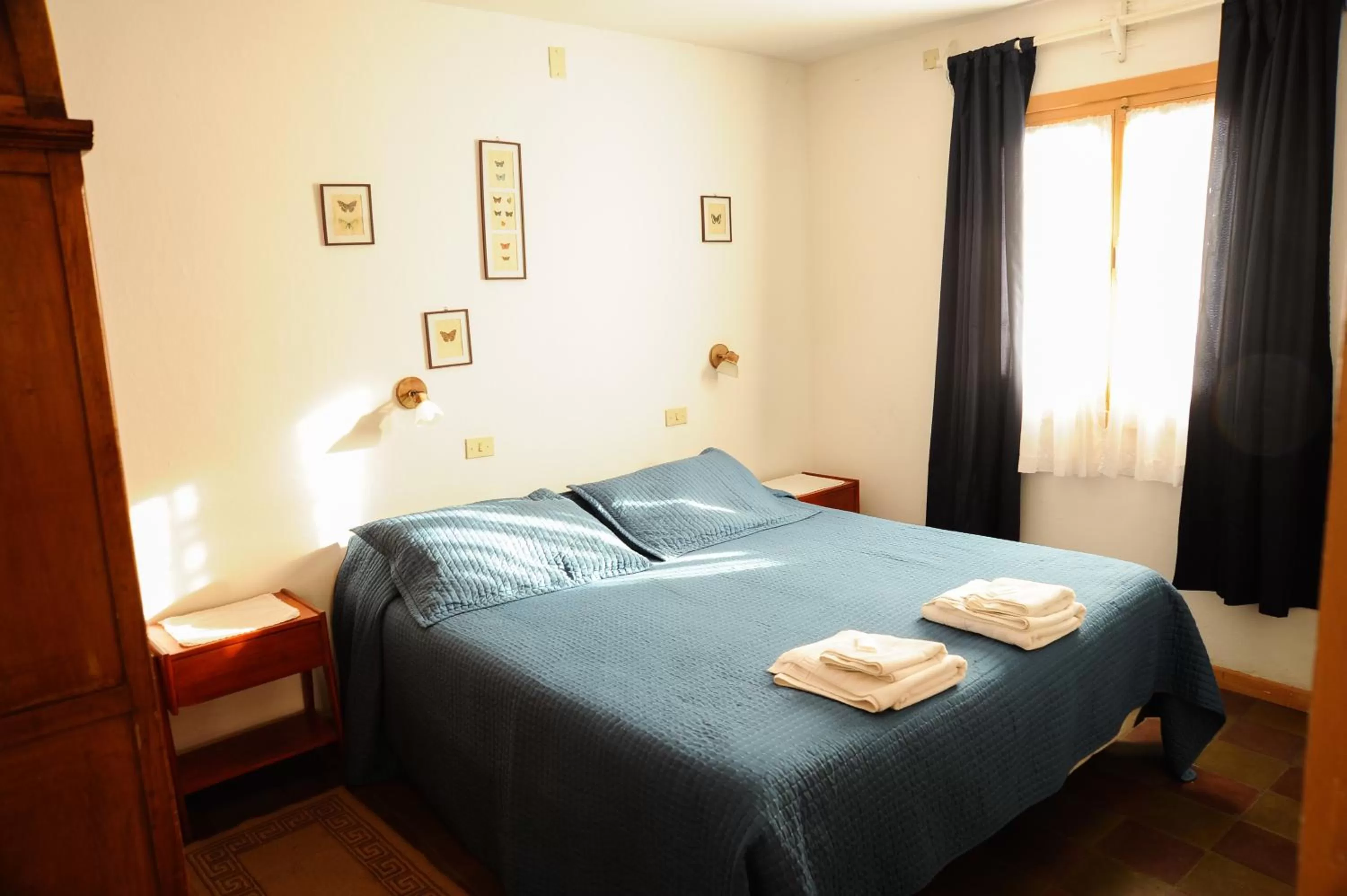 Photo of the whole room, Bed in Hostería Chimehuin