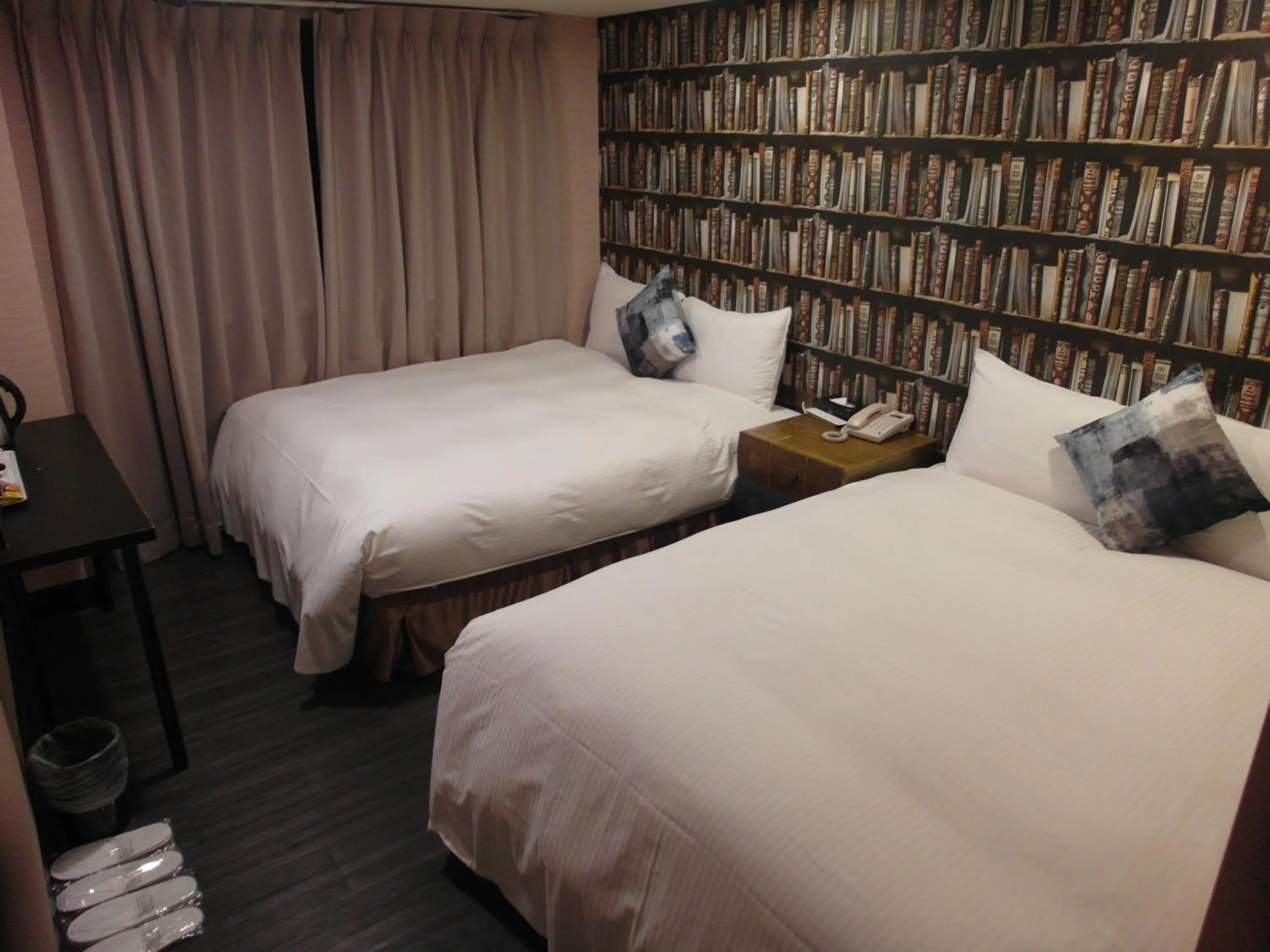 Photo of the whole room, Bed in Hotel Fun - Linsen