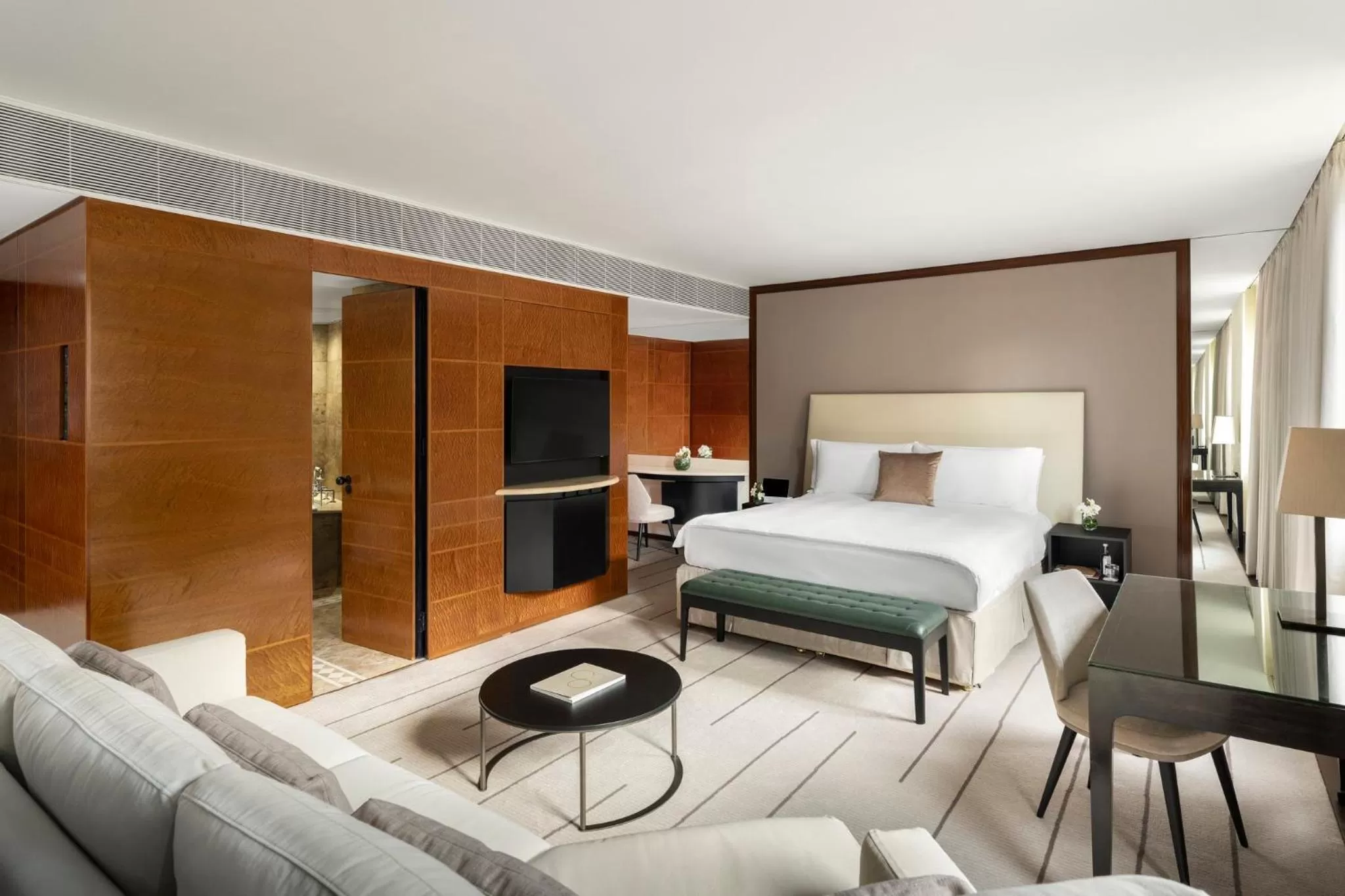 Bedroom, Bed in COMO The Halkin