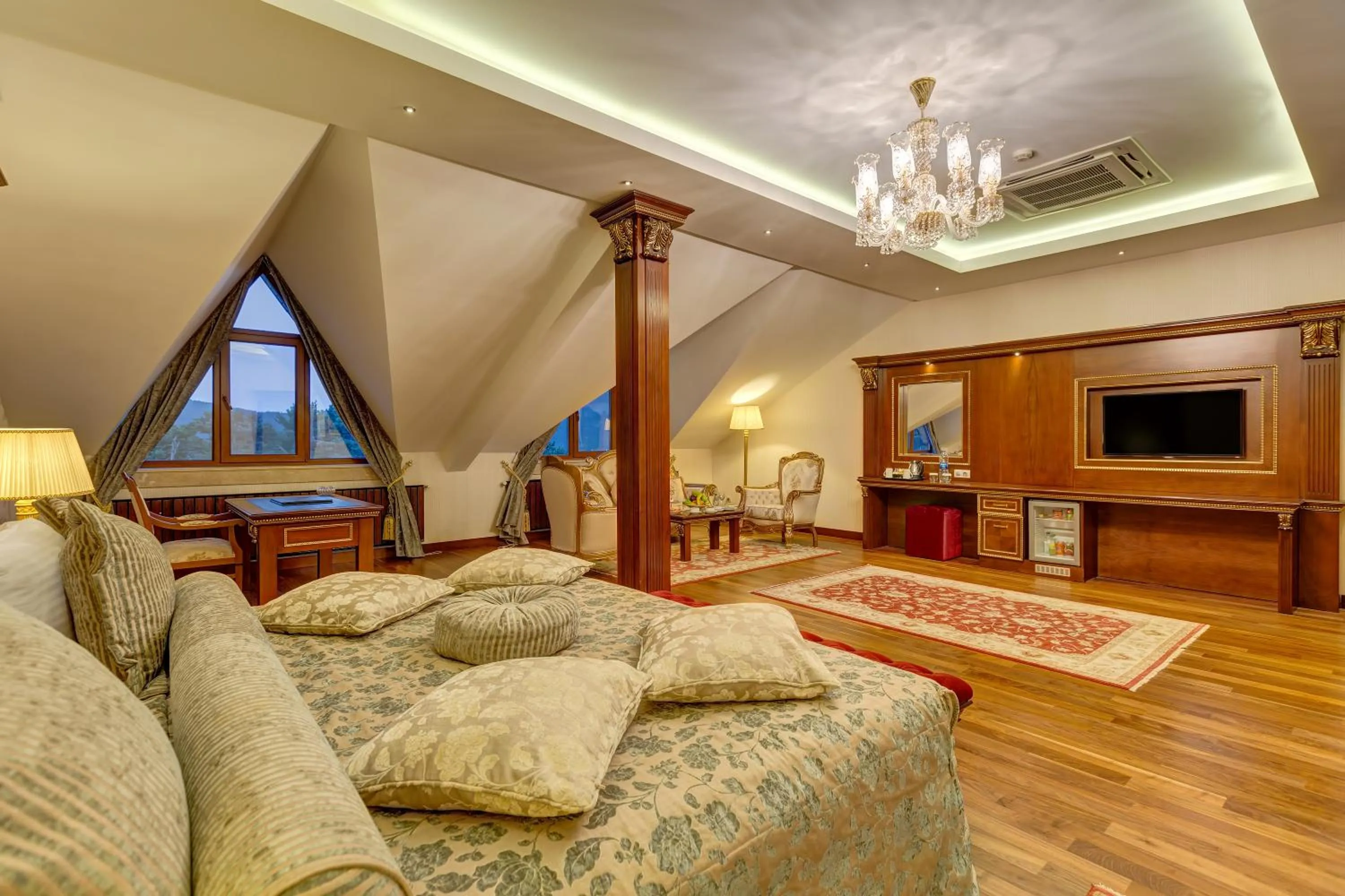 Bedroom in Buyuk Abant Hotel