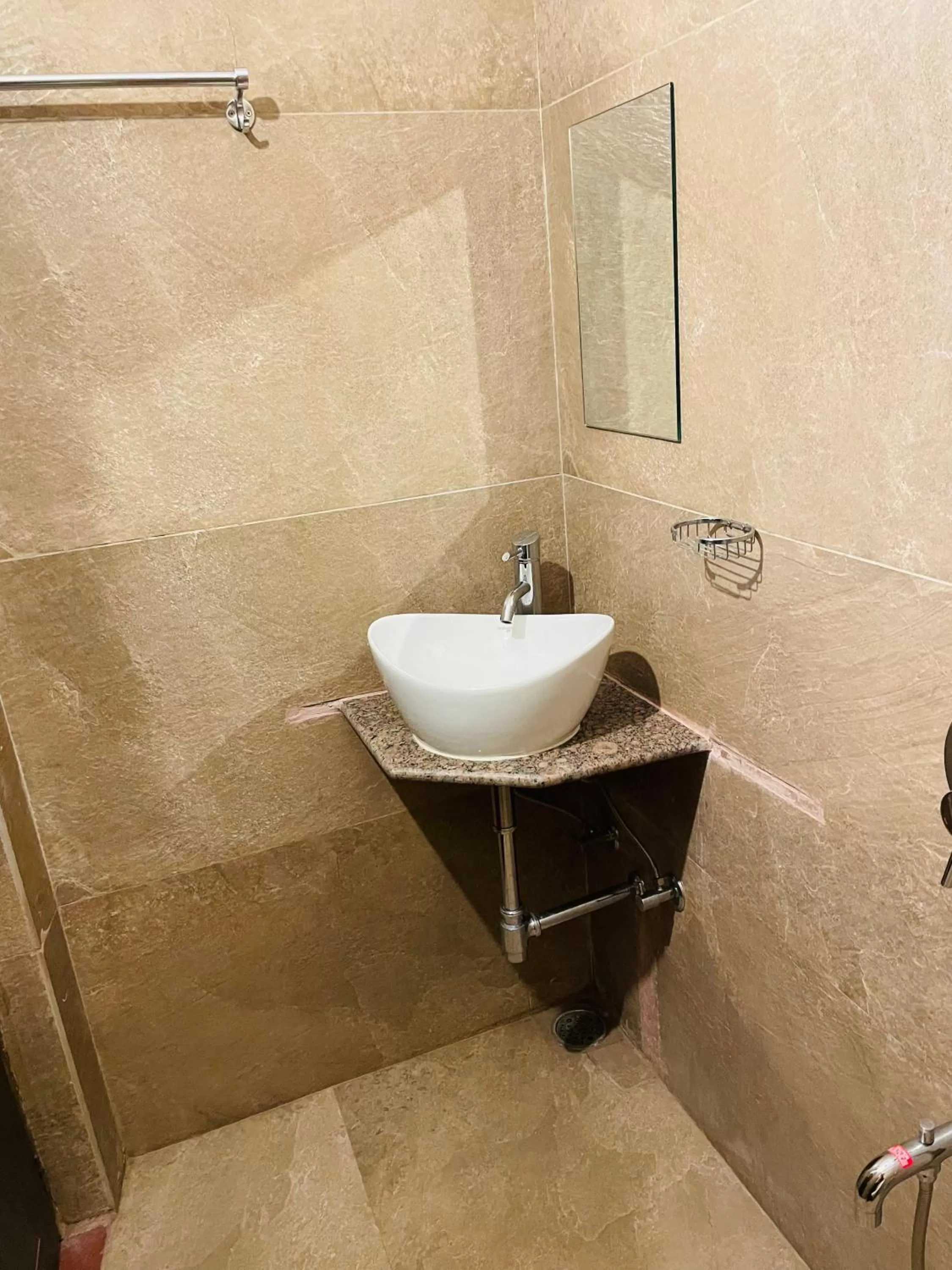 Bathroom in Corsican Haveli