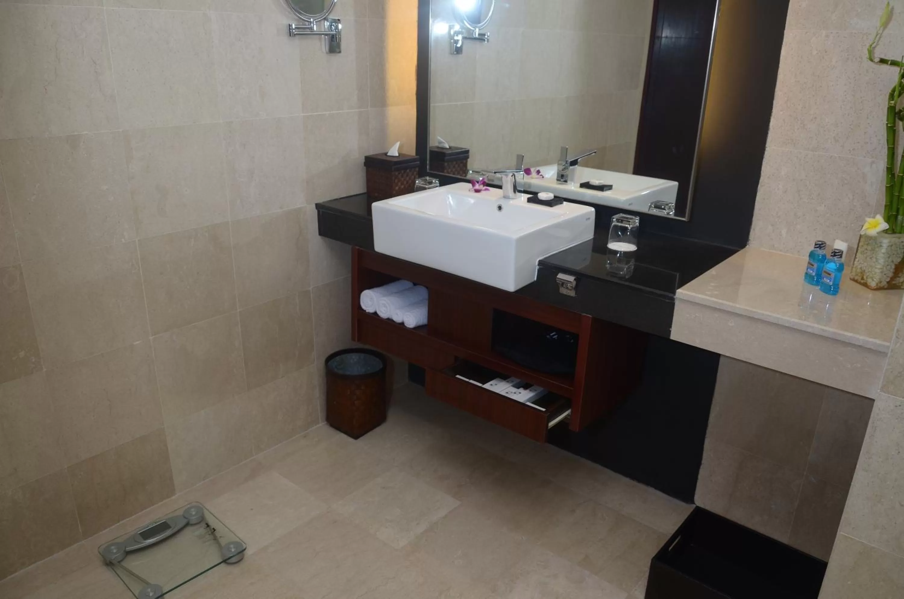 Bathroom in Swiss-Belresort Watu Jimbar