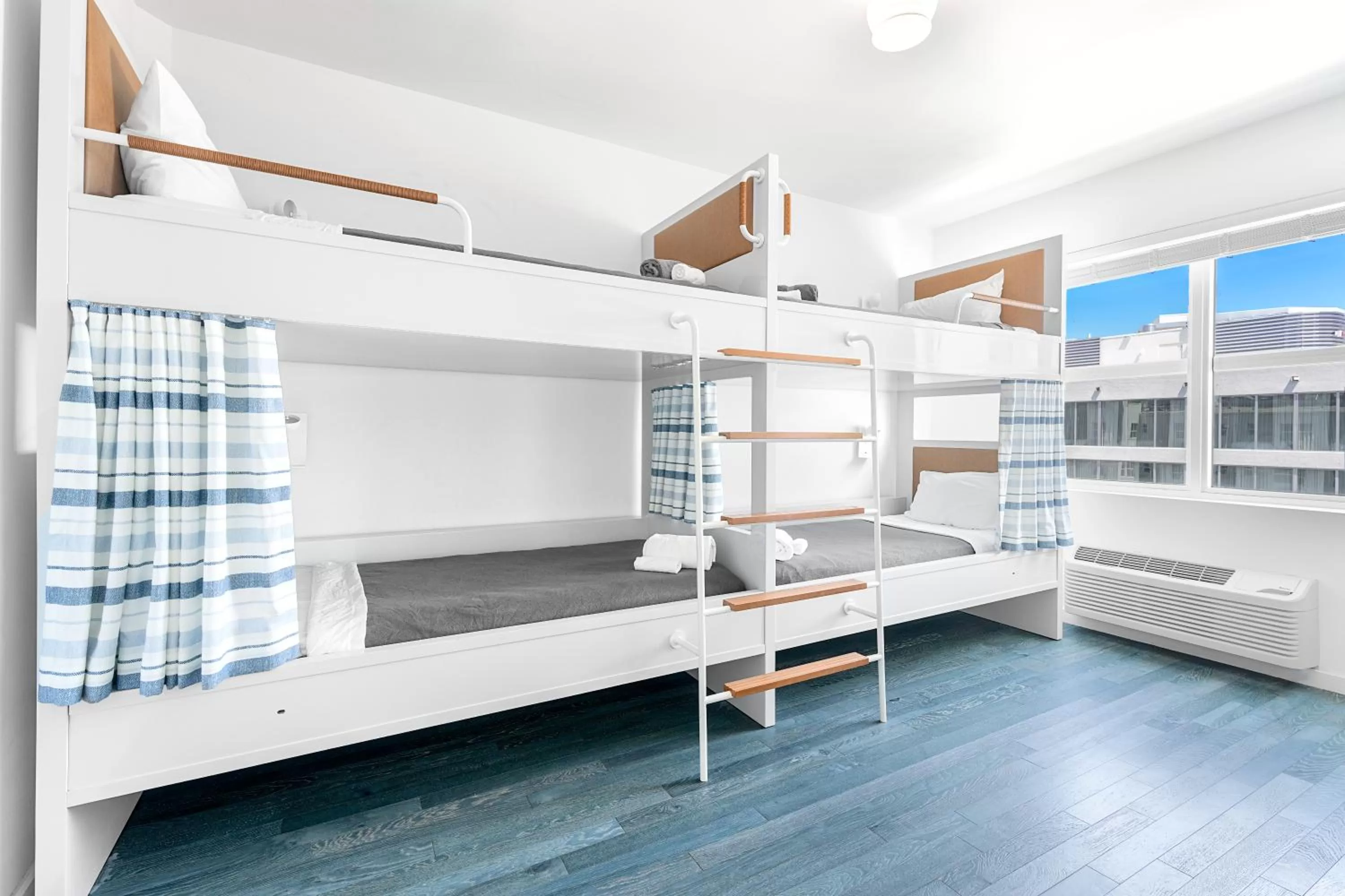 Bunk Bed in The Variety by LuxUrban