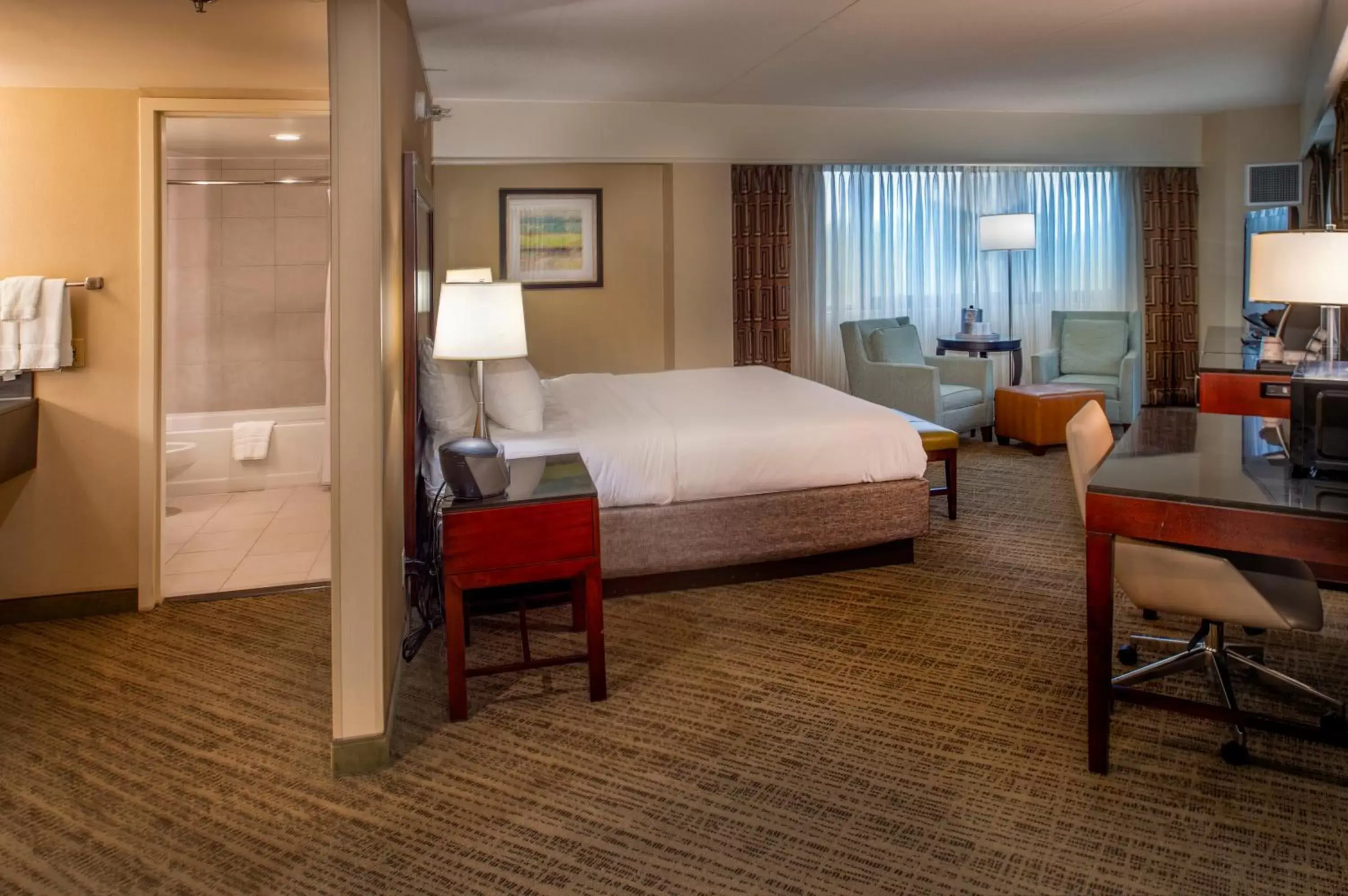 Premium Room in Crowne Plaza Hotel St. Louis Airport by IHG Premium Room in Crowne Plaza Hotel St. Louis Airport by IHG