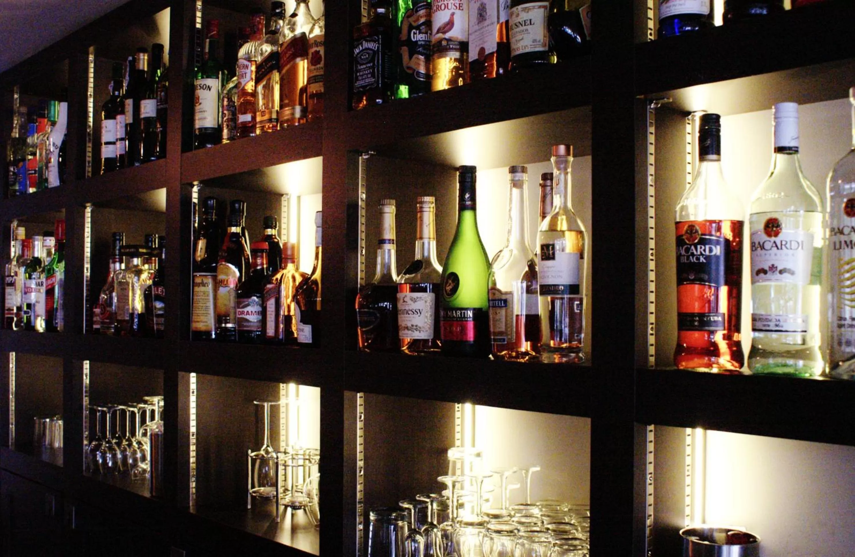 Lounge or bar in Hotel et le Cafe de Paris