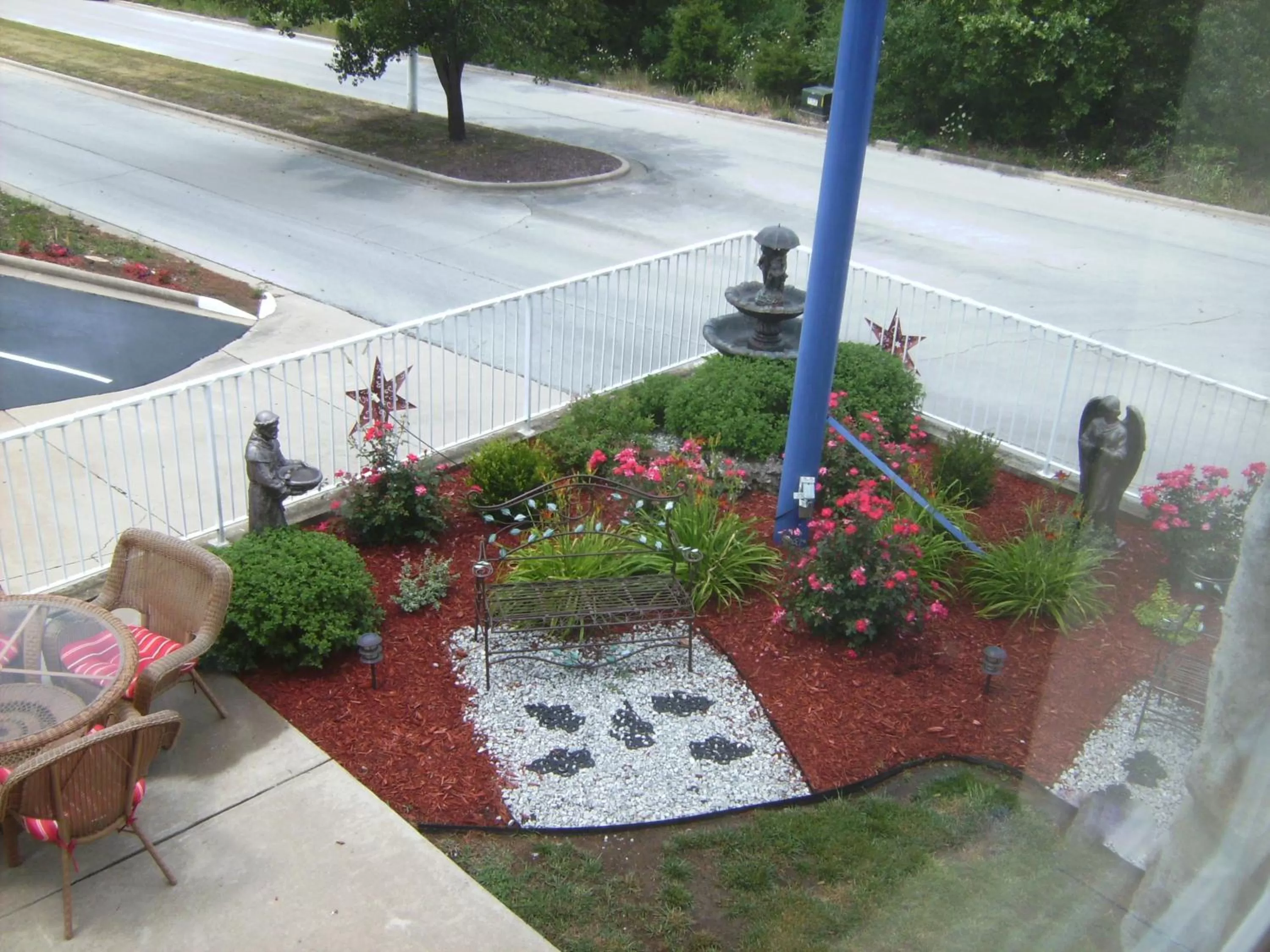 Garden view in All American Inn & Suites Branson