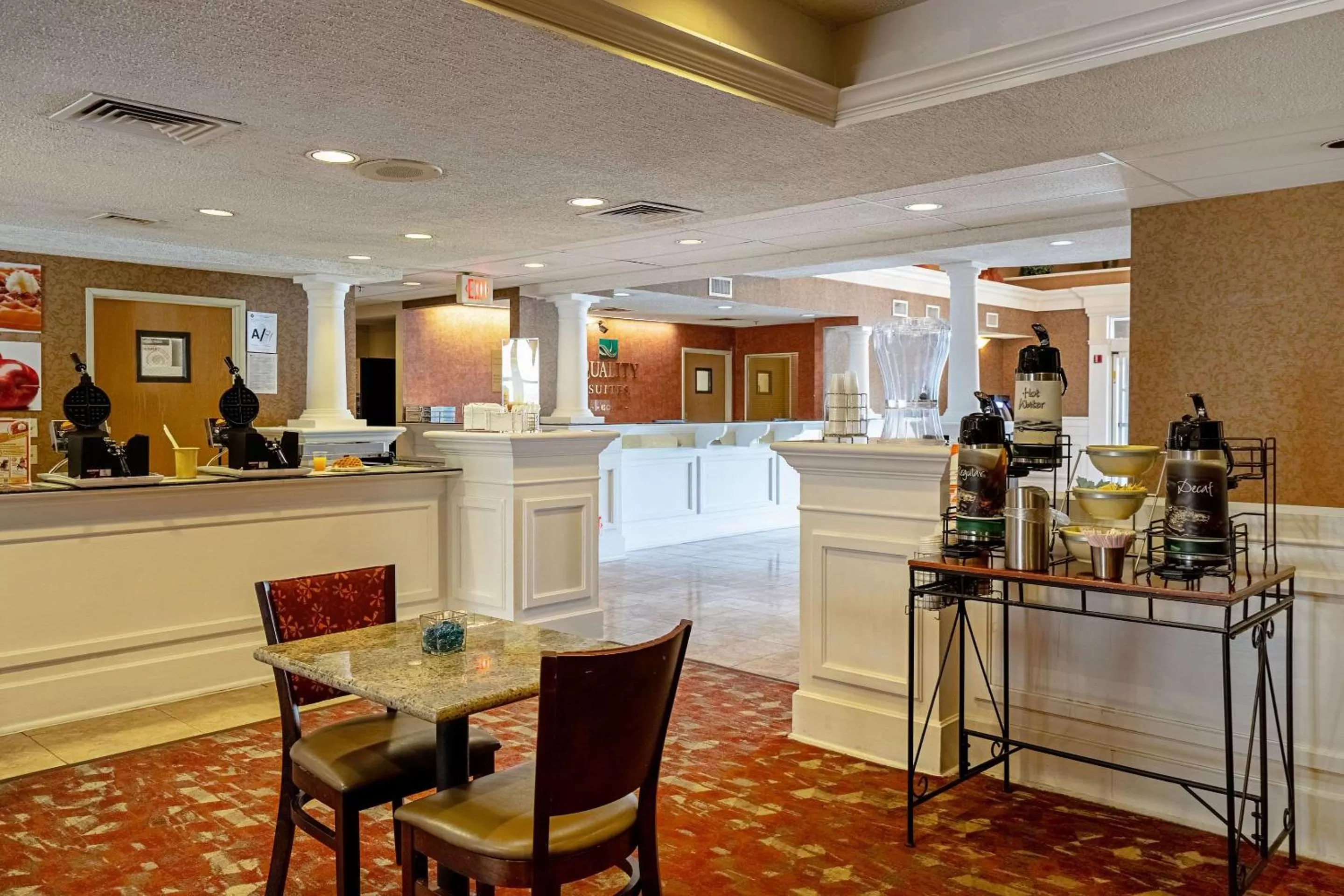 Restaurant/places to eat in Quality Suites San Antonio Northeast