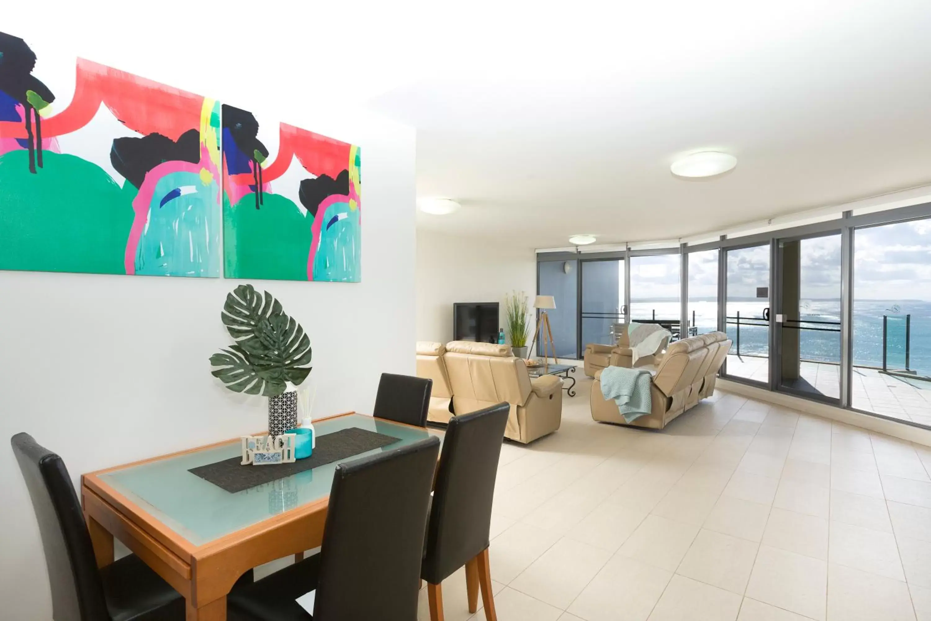 Four-Bedroom Penthouse in Sevan Apartments Forster Four-Bedroom Penthouse in Sevan Apartments Forster