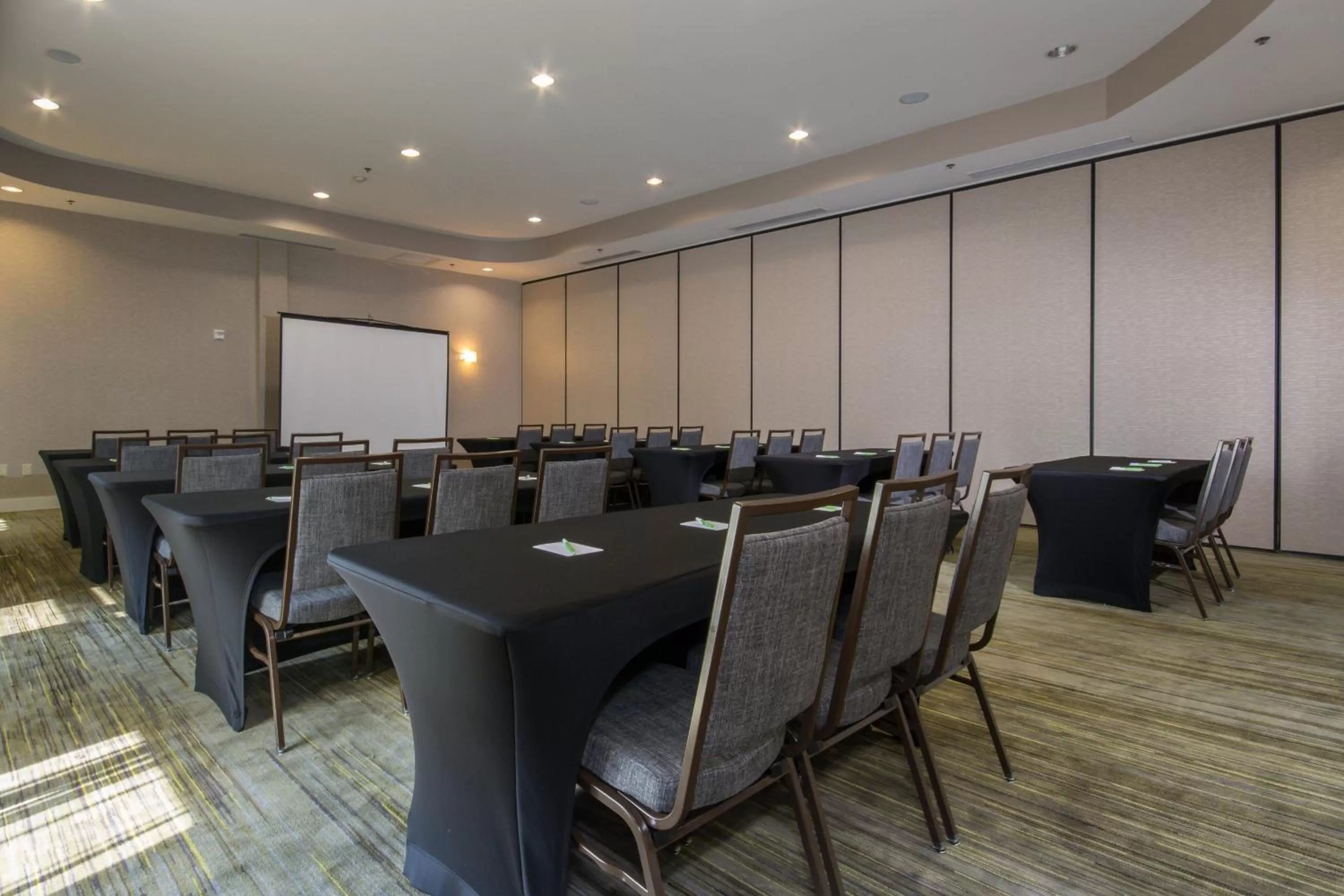 Meeting/conference room in Courtyard Charlotte Concord