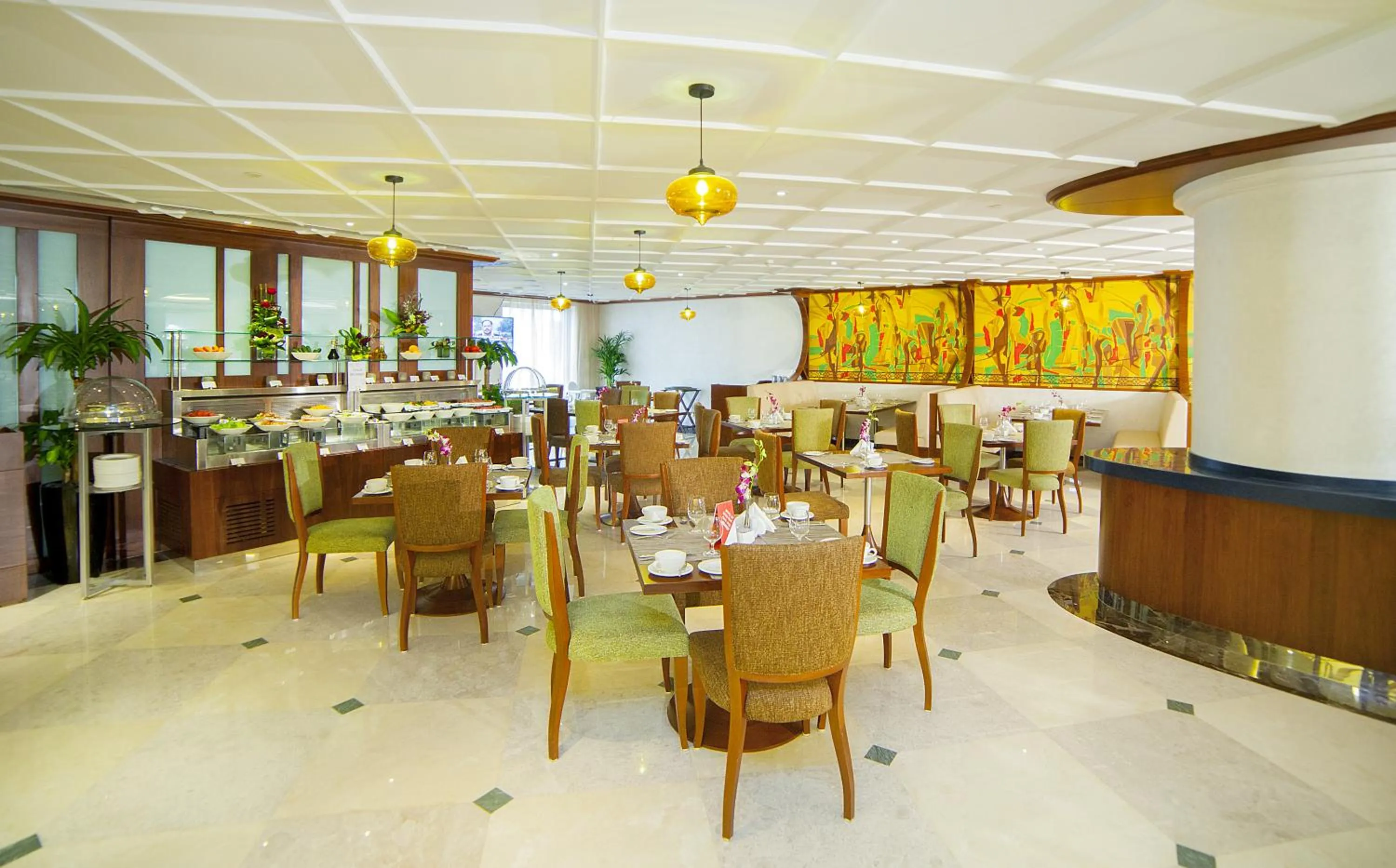 Restaurant/places to eat in Raviz Center Point Hotel