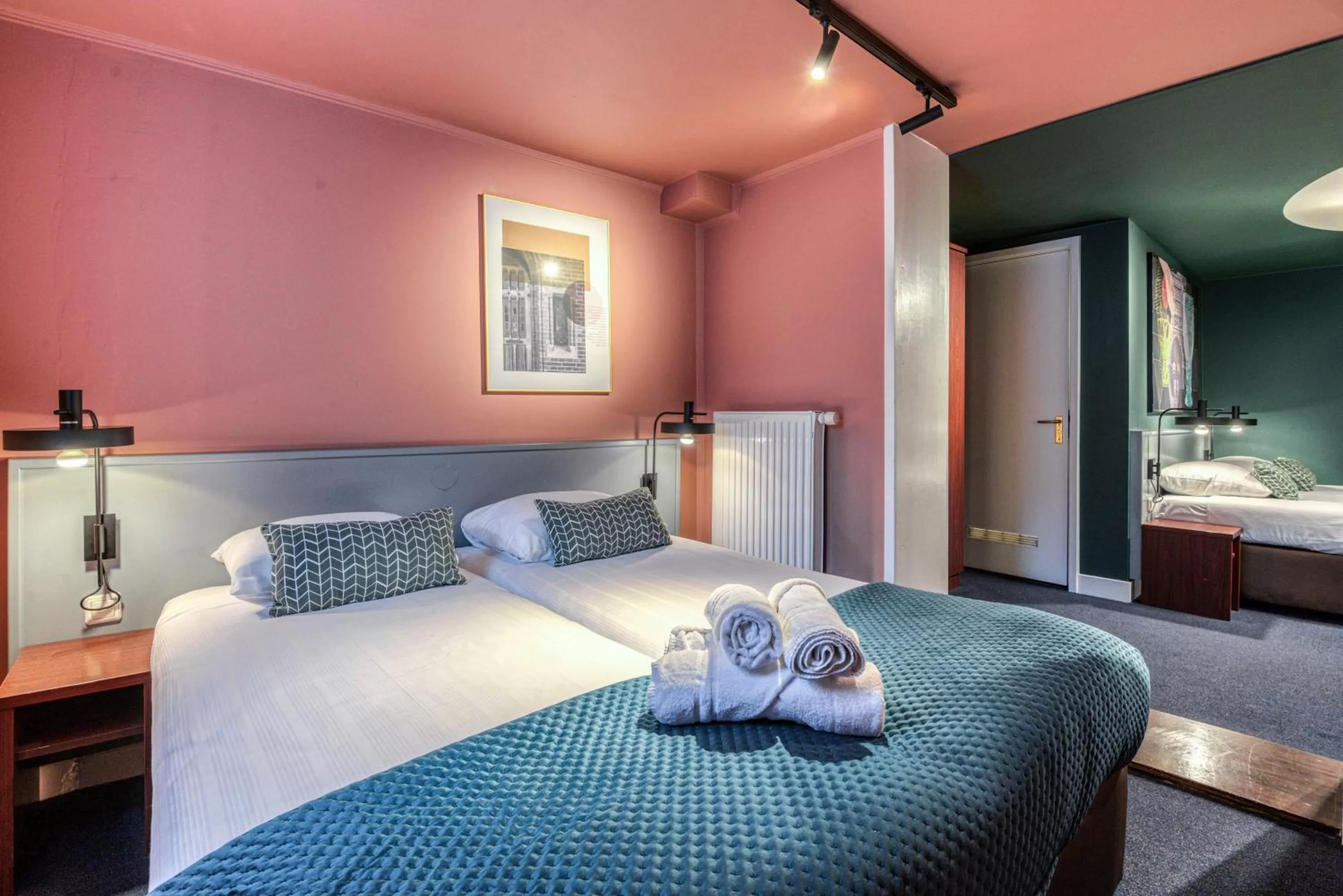 Bedroom, Bed in Hotel Alexander