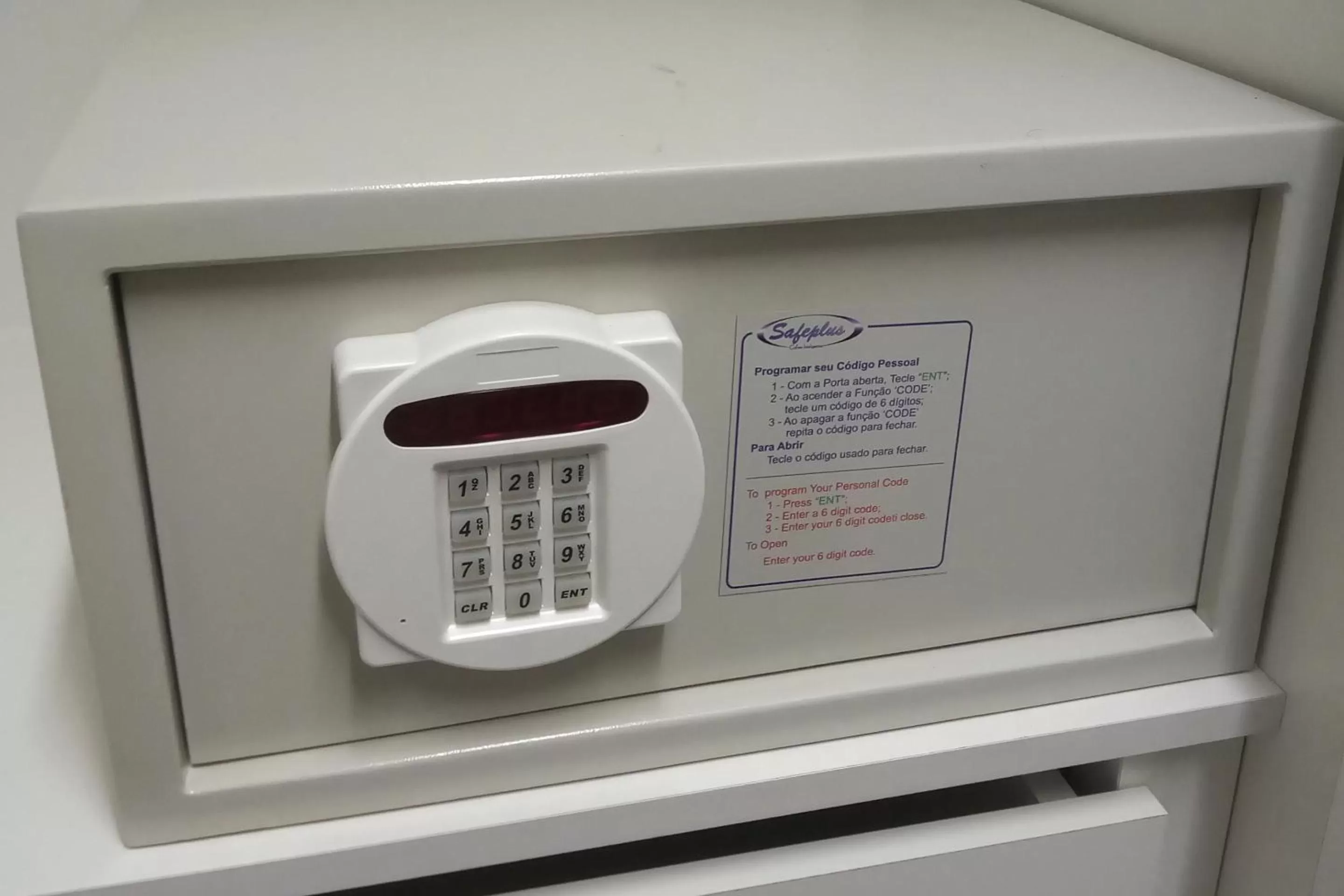 Bedroom in Compacto Hotel Alphaville Campinas