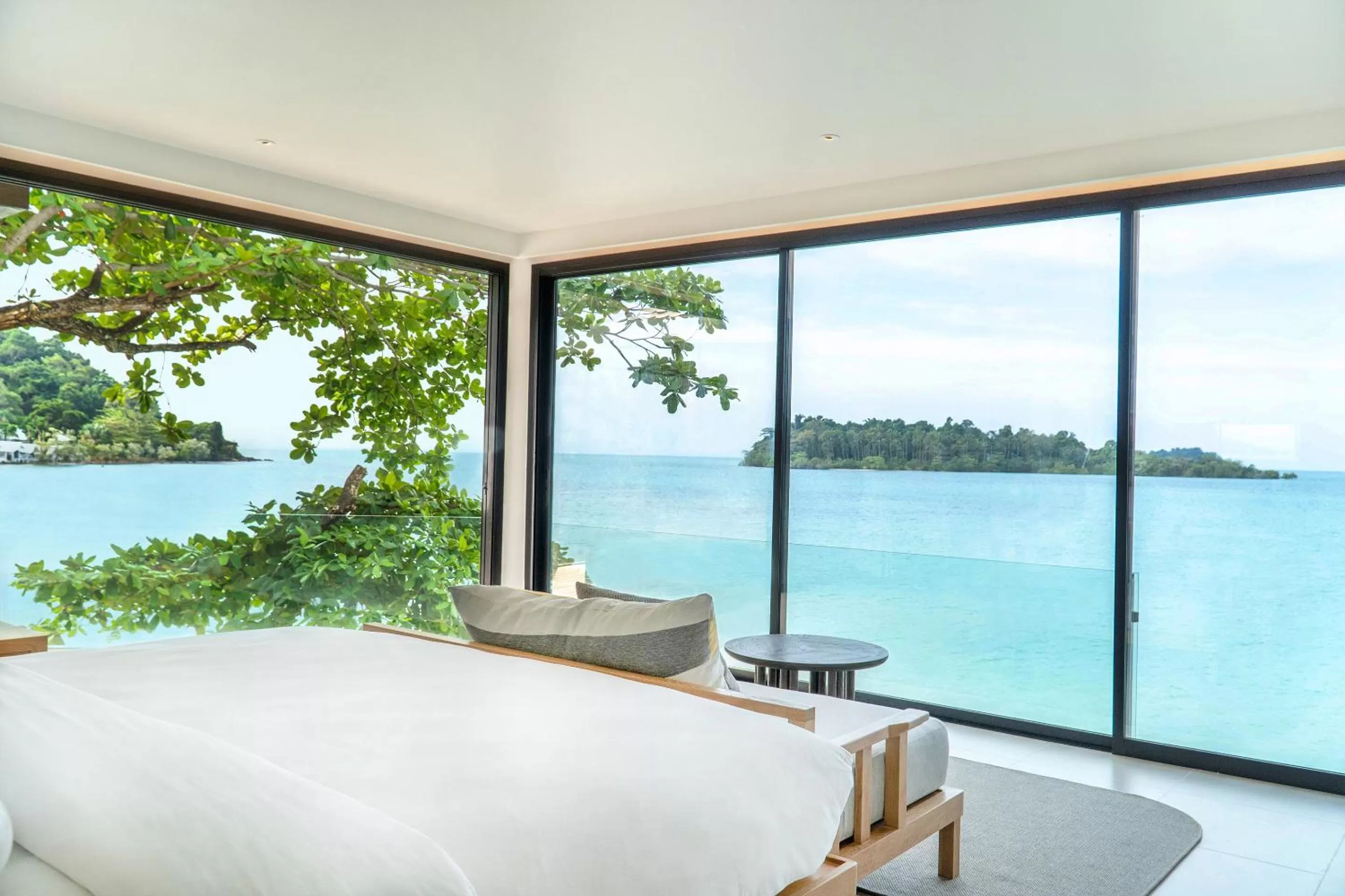 Sea view, Bed in SYLVAN Koh Chang