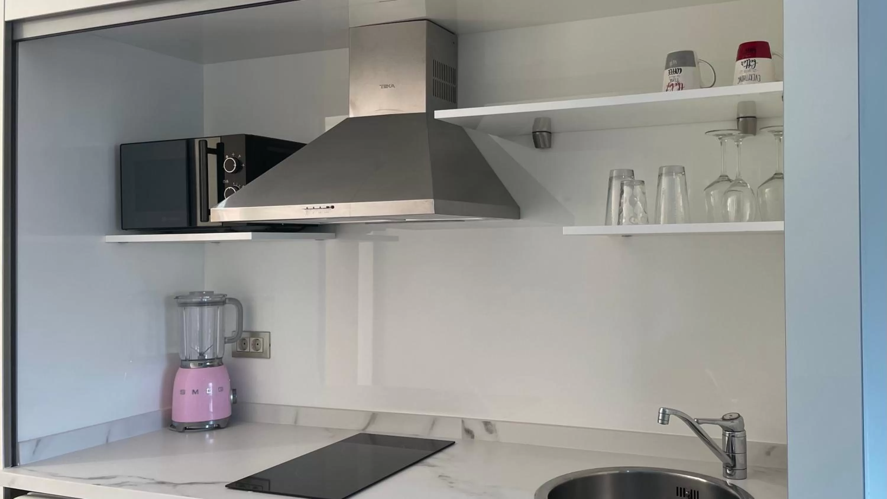 Kitchen or kitchenette in Apartamentos El Caserio