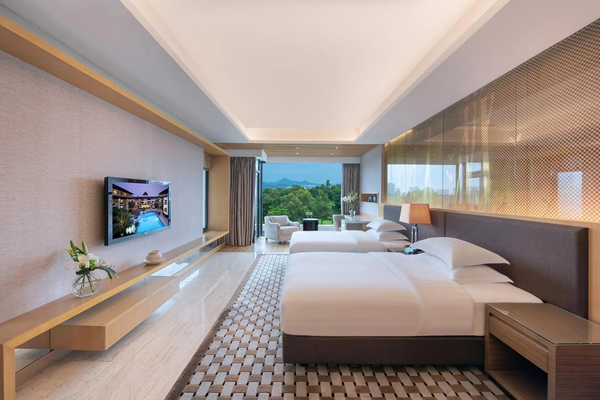 Bedroom, Bed in Mission Hills Hotel Resorts Shenzhen