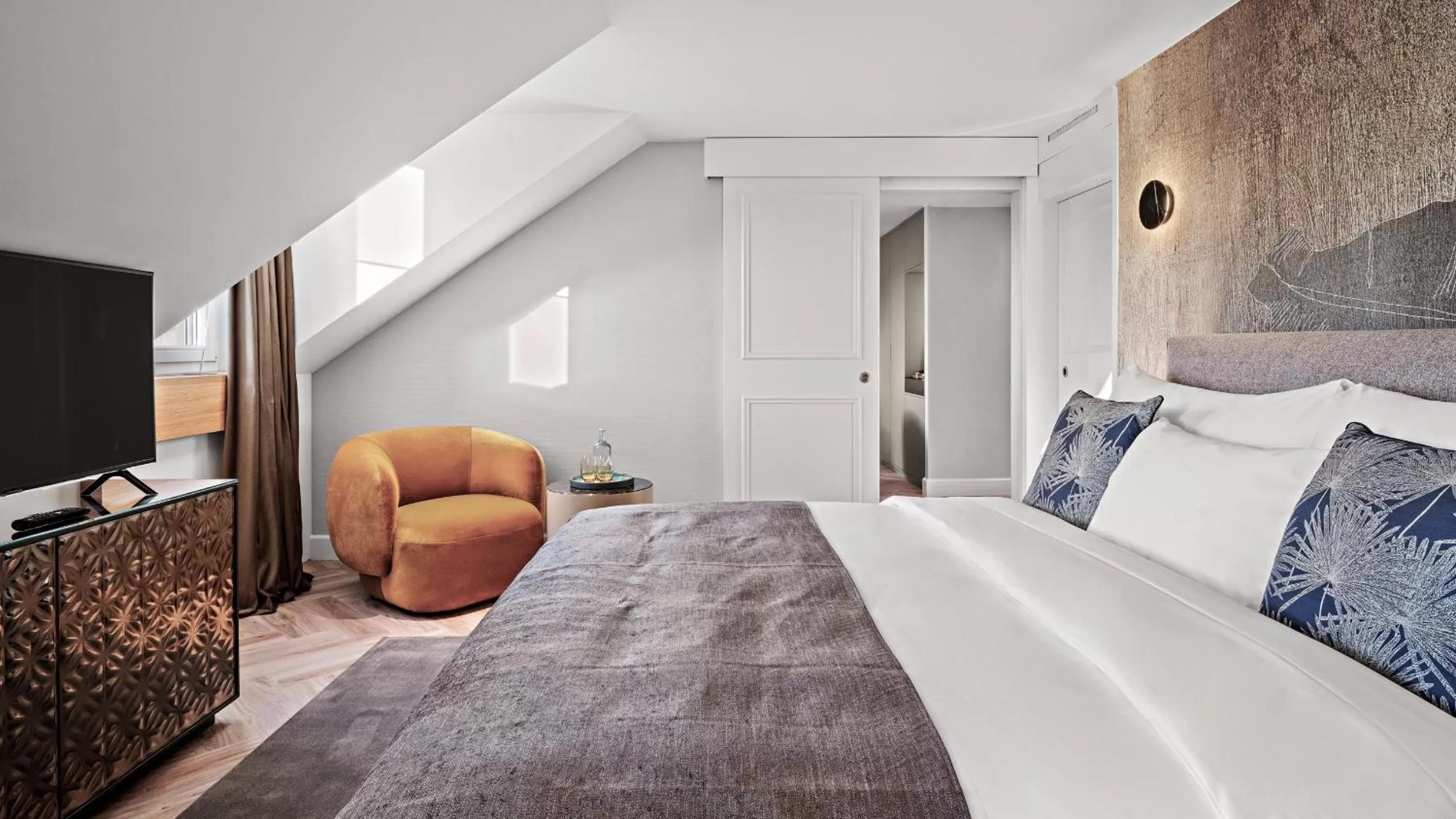 Bedroom, Bed in Boutique Hotel Wellenberg